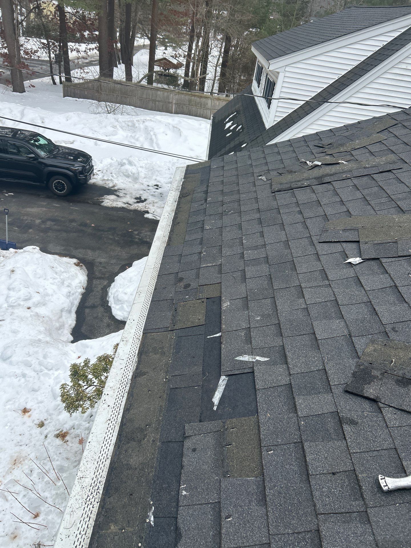 Ice Dam Removal & Snow Removal in Billerica, MA  by Mighty Dog Roofing of Greater Middlesex County