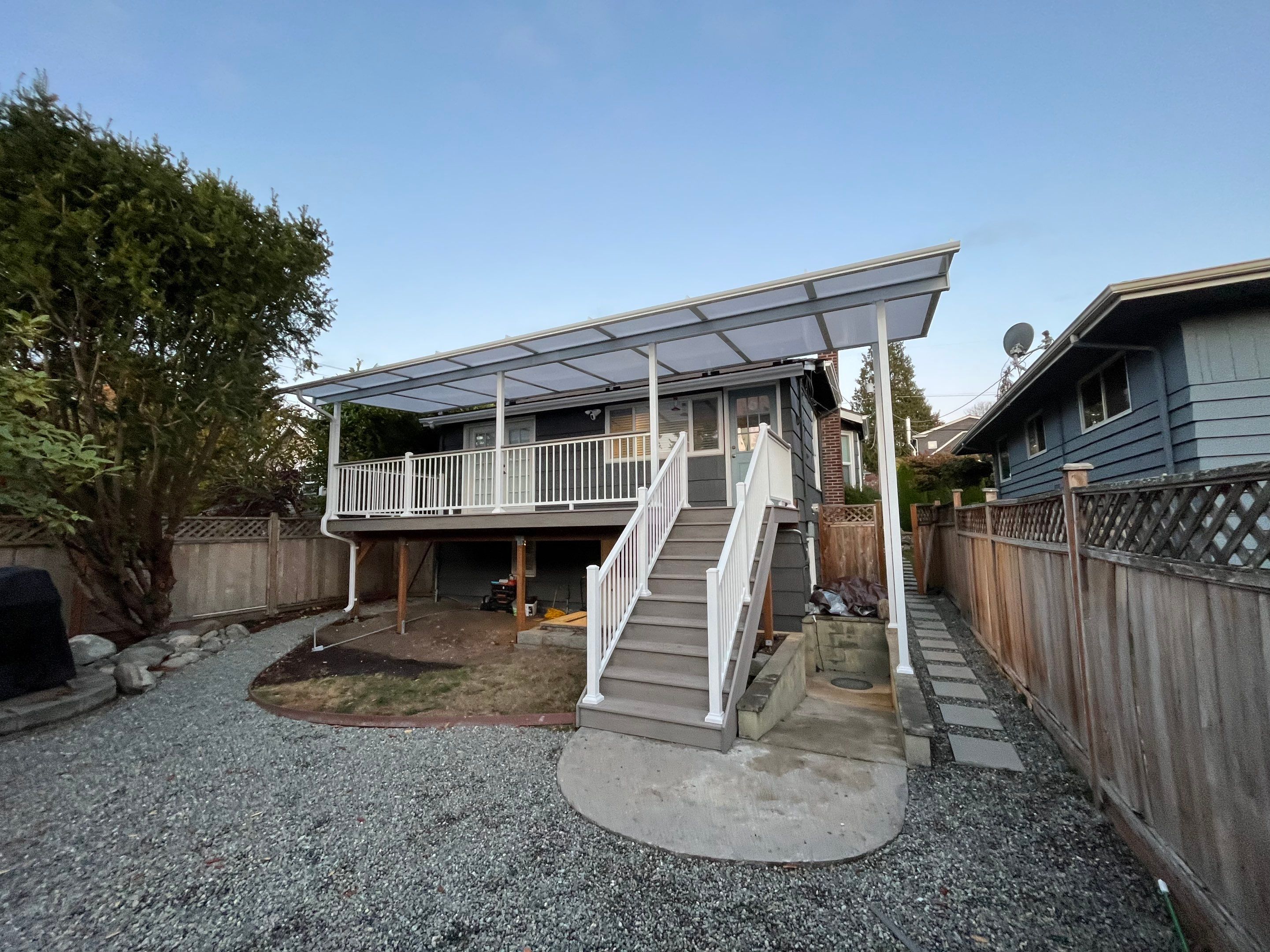 Azek Coastline Deck by Alki deck builders 