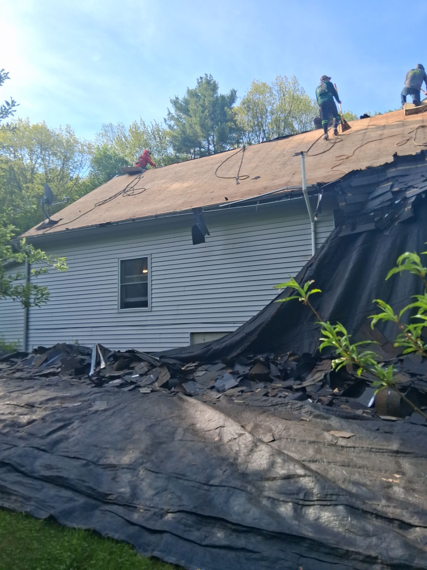 Residential Roofing Installation in Goffstown Featuring Architectural Shingles by Tall pine roofing