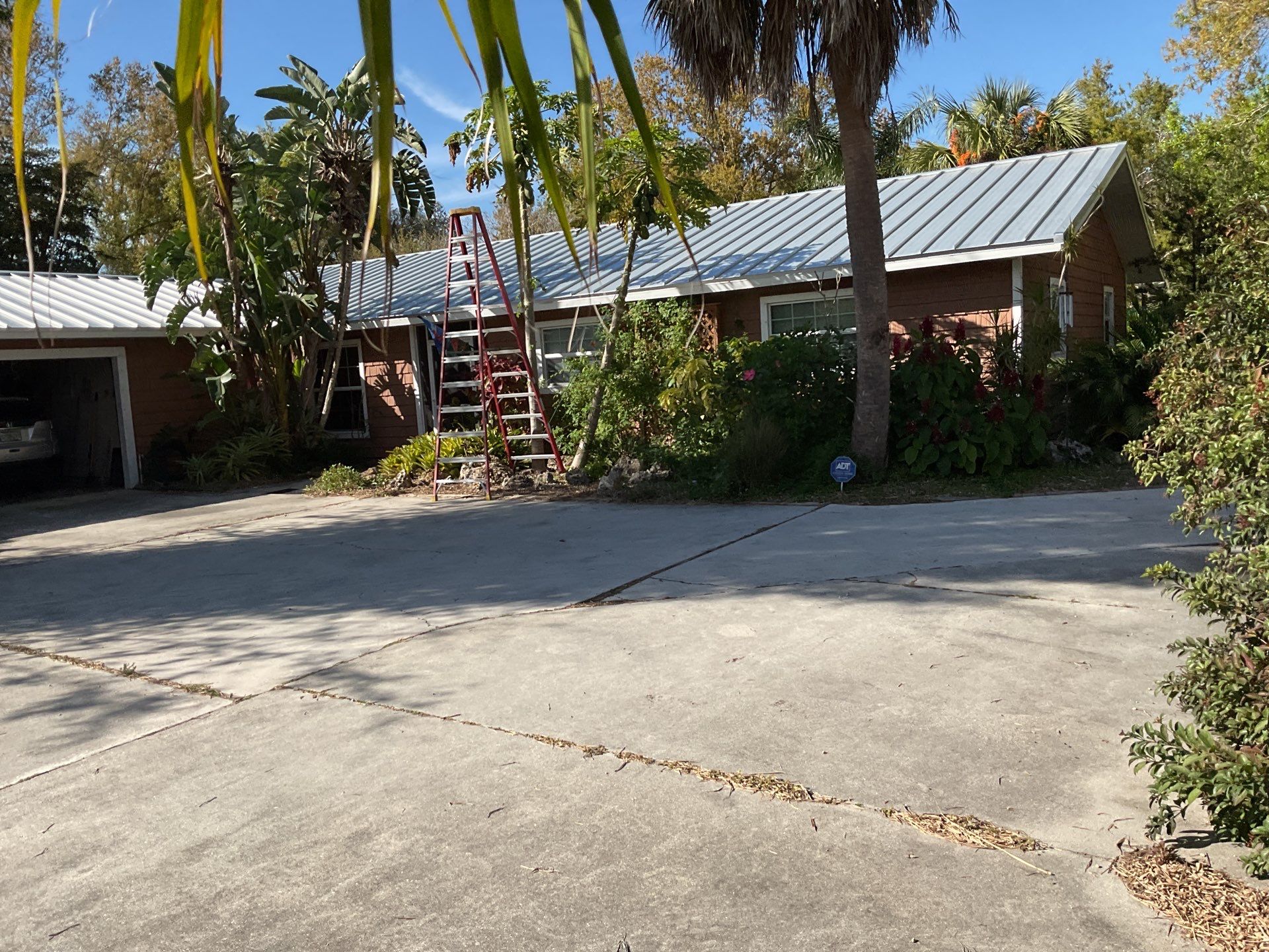 Half-Round Aluminum Gutters in North Fort Myers FL by Gutter Professors