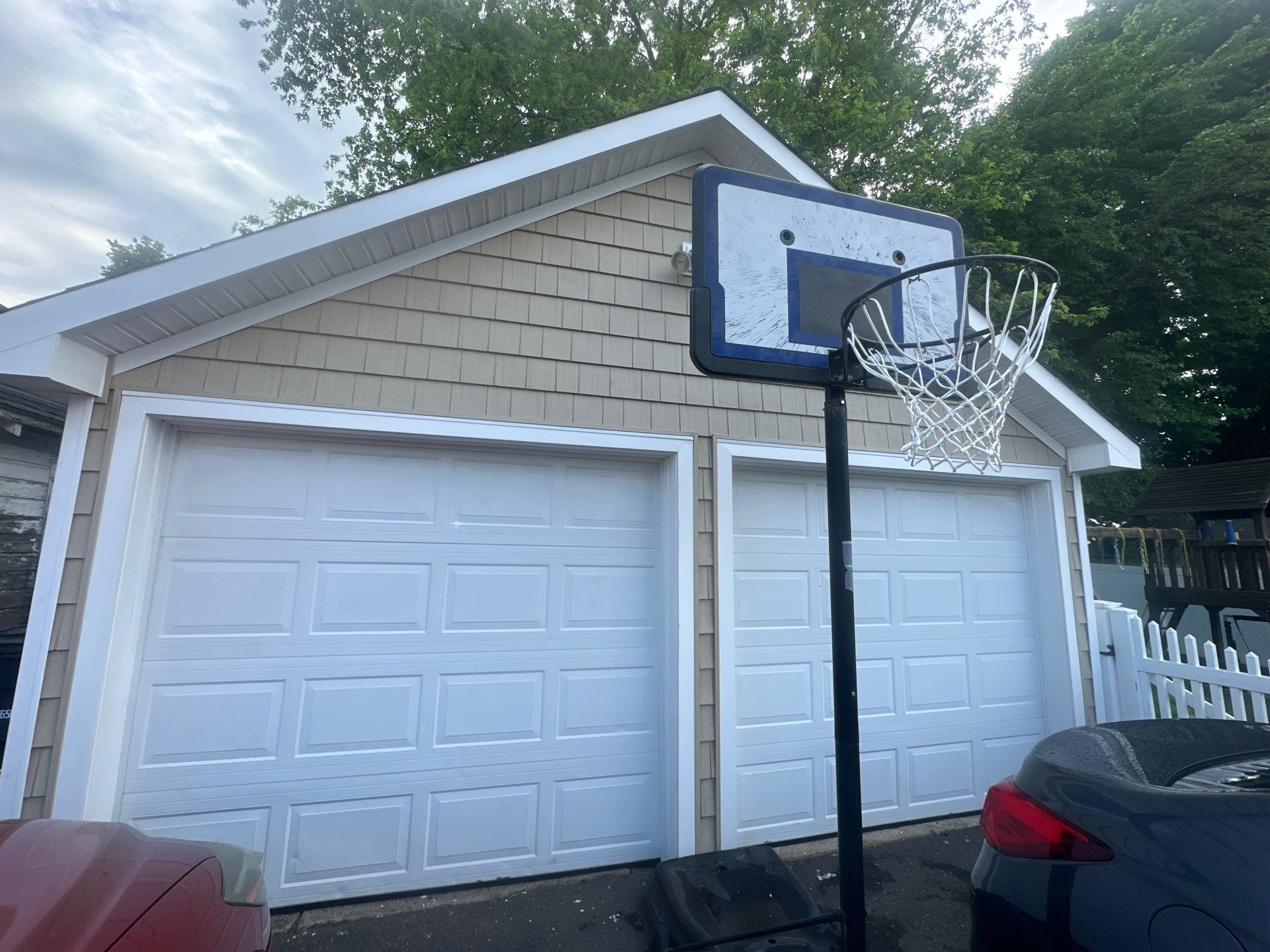Siding Installation using CertainTeed Mainstreet Vinyl Siding - Savannah Wicker by A Plus Exterior