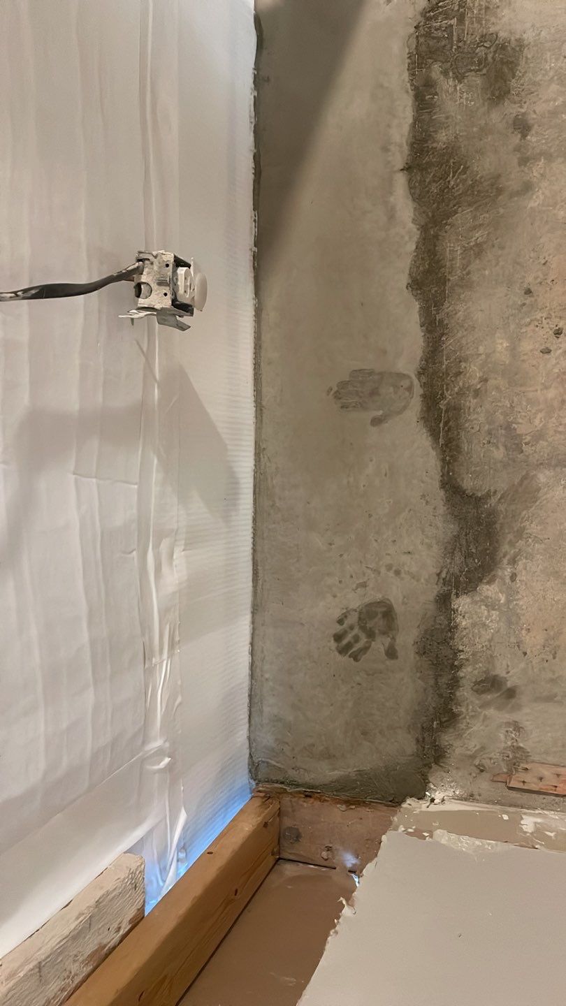 Embedded Fiber Reinforcement and Basement Waterproofing using GrateDrain Waterproofing System by Toledo Basement Repair