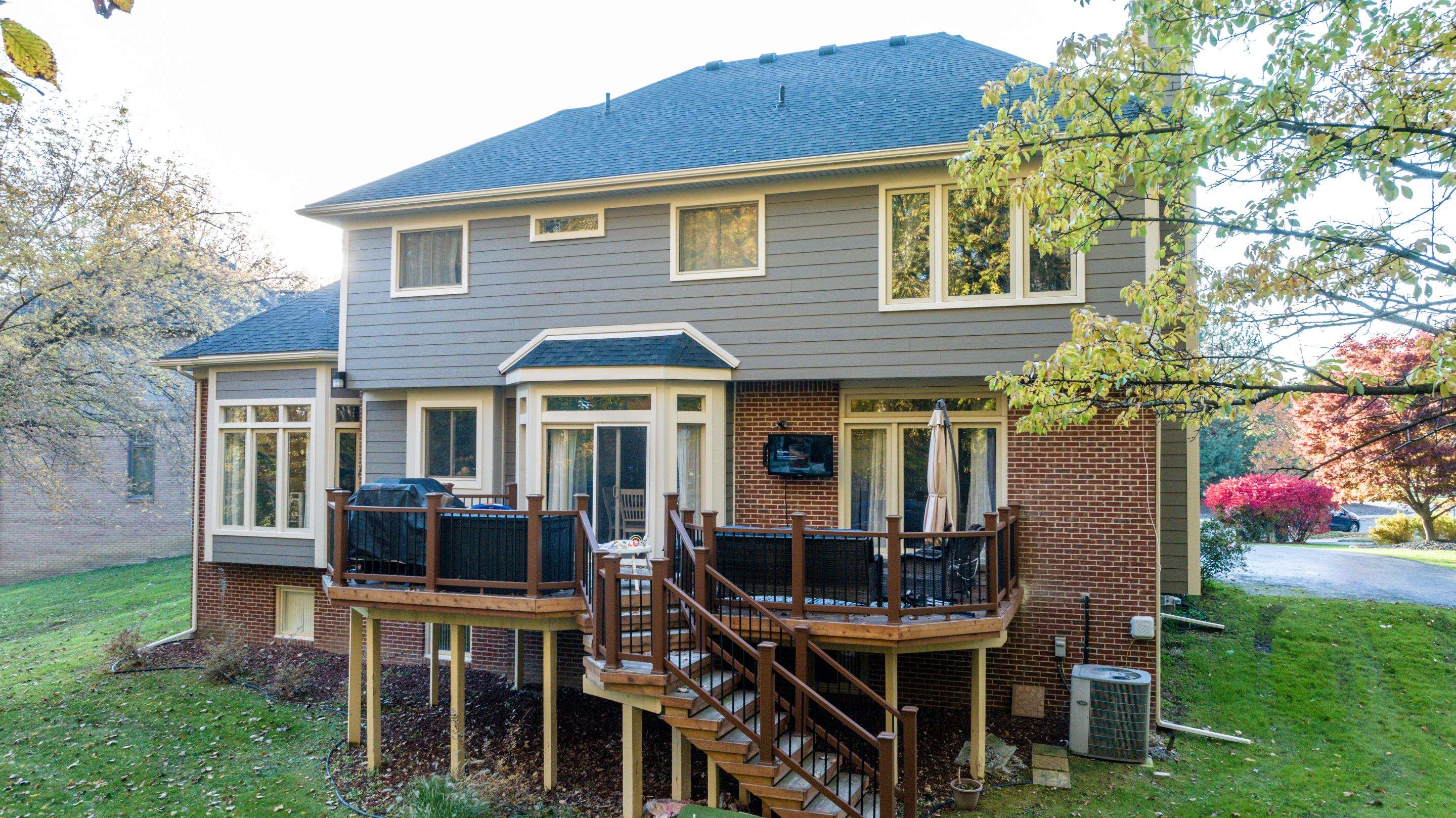 Siding Installation using James Hardie by Bloomfield Construction & Restoration