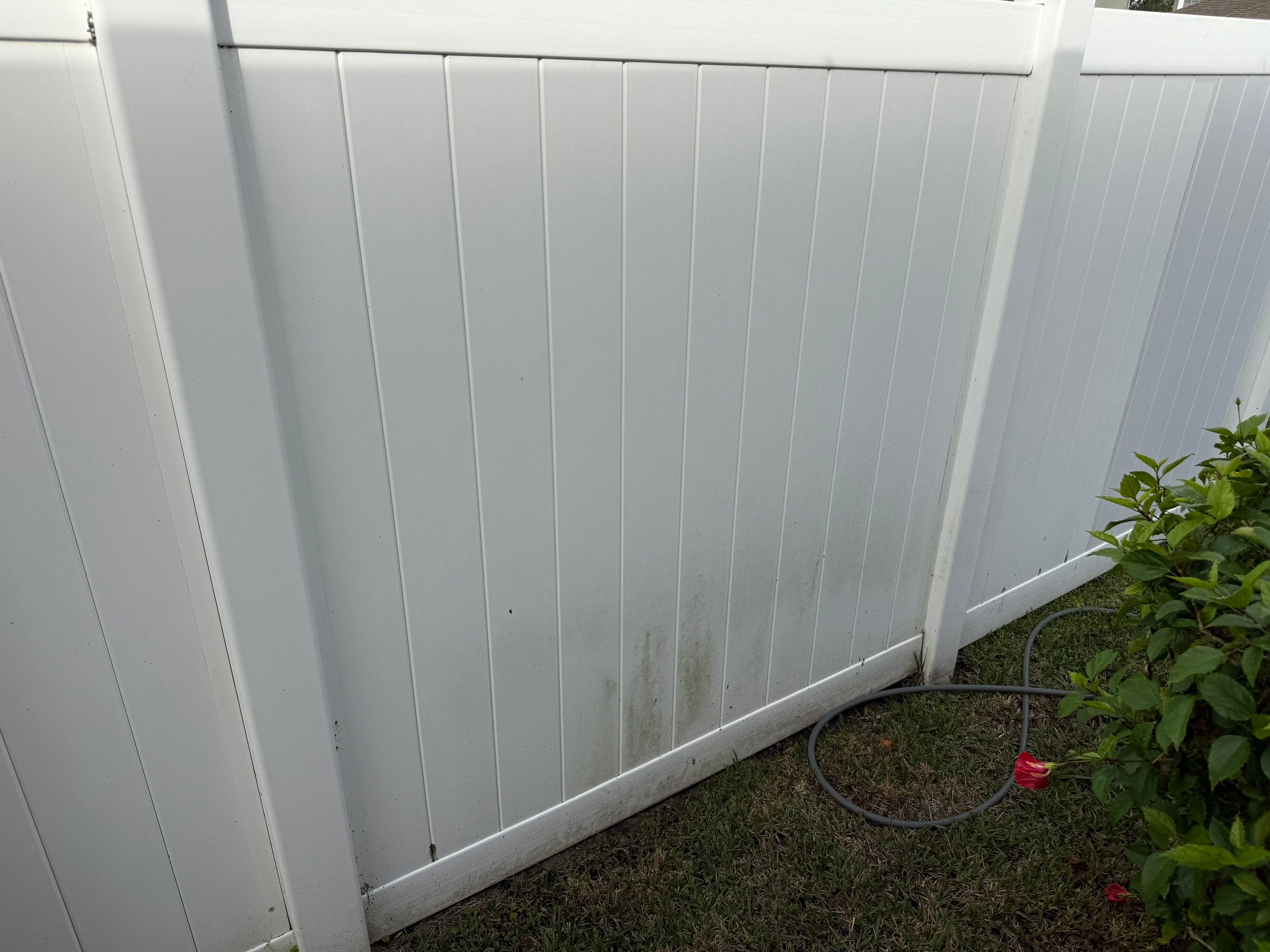 Patio, Vinyl Fence, & Partial House Wash in Creekside, Parrish, FL | Sunshine AquaWash by Sunshine AquaWash