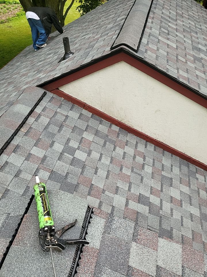 ATLAS PINNACLE HP W/SCOTCHGARD COLOR: SUMMER STORM  by Eagle Eye Roofing