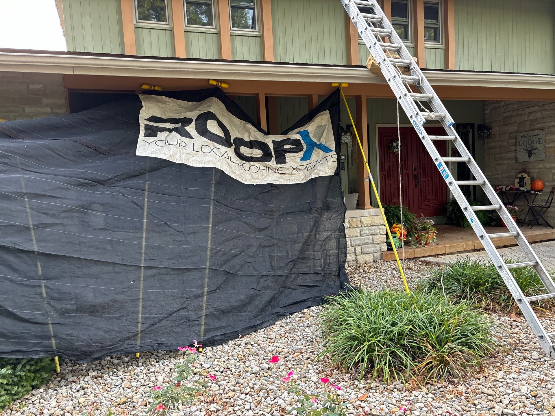 Residential Roofing Installation using Timberline HDZ Shingles - Weathered Wood by RoofX 