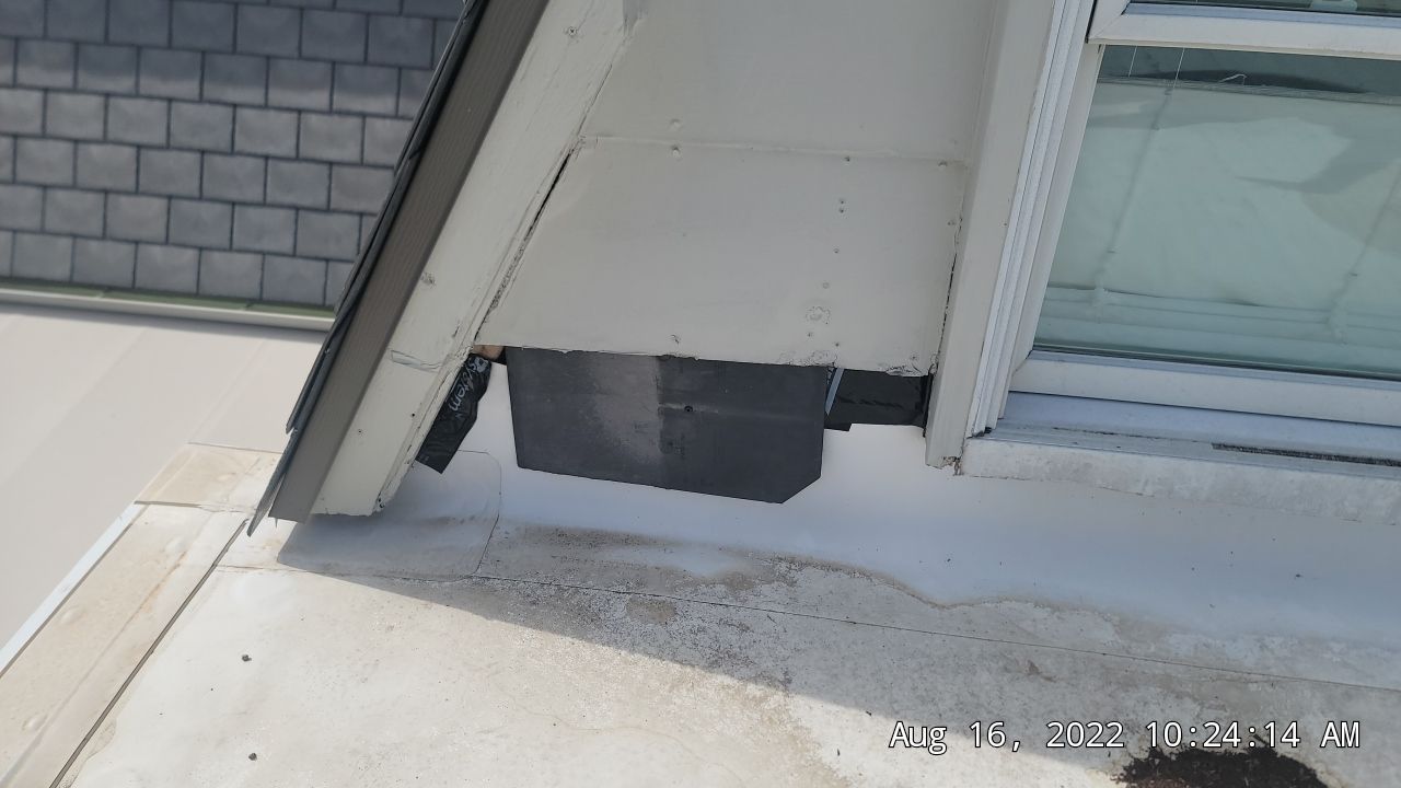 Siding Repair  by Tex-Line Roofing