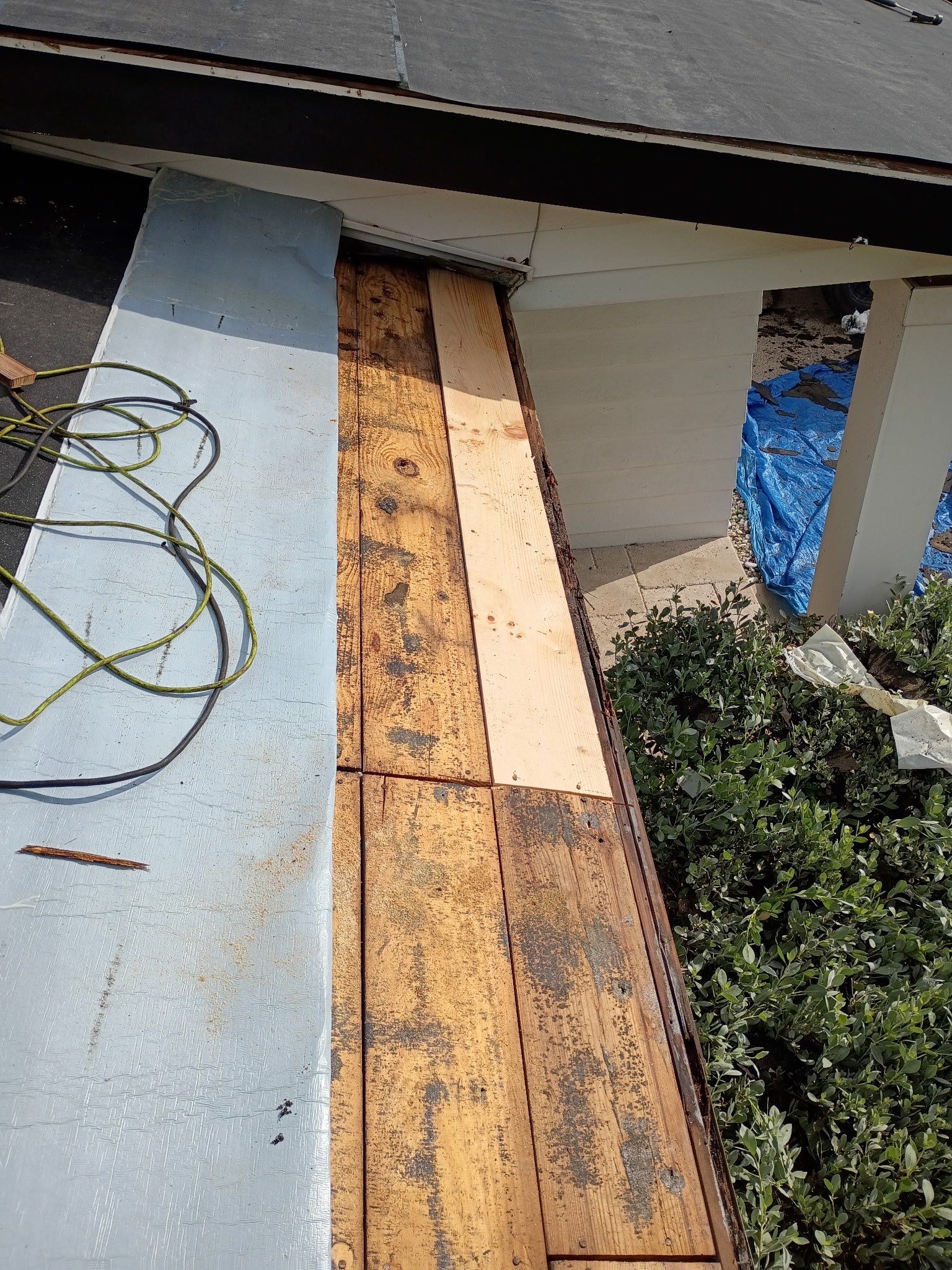Project in St. Petersburg 33703 by Mitchell Roofing Company LLC 