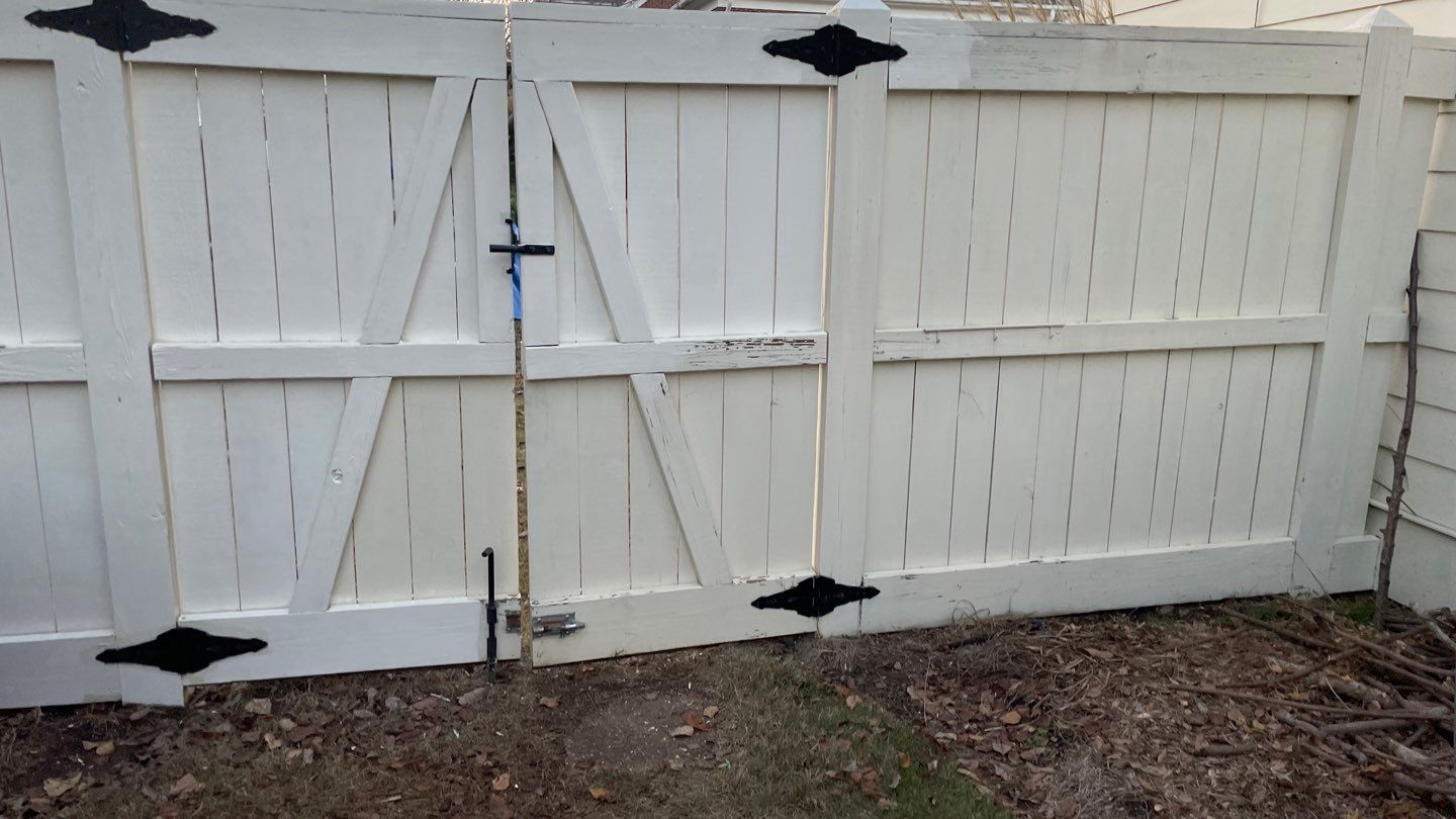 The Preserve - Privacy Fence by Pillar and Pine