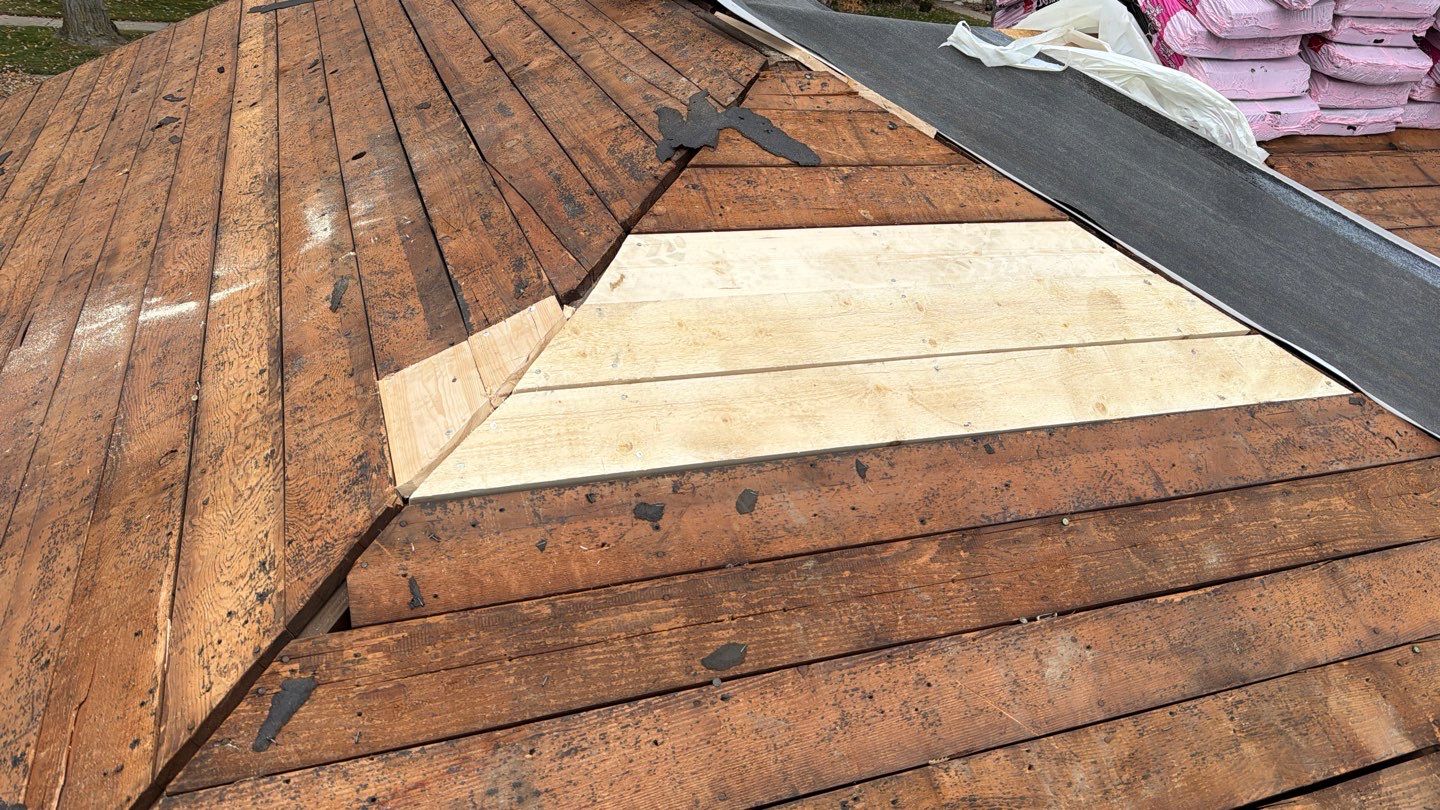 Roof Replacement using Owens Corning Onyx Black by 180 Contractors