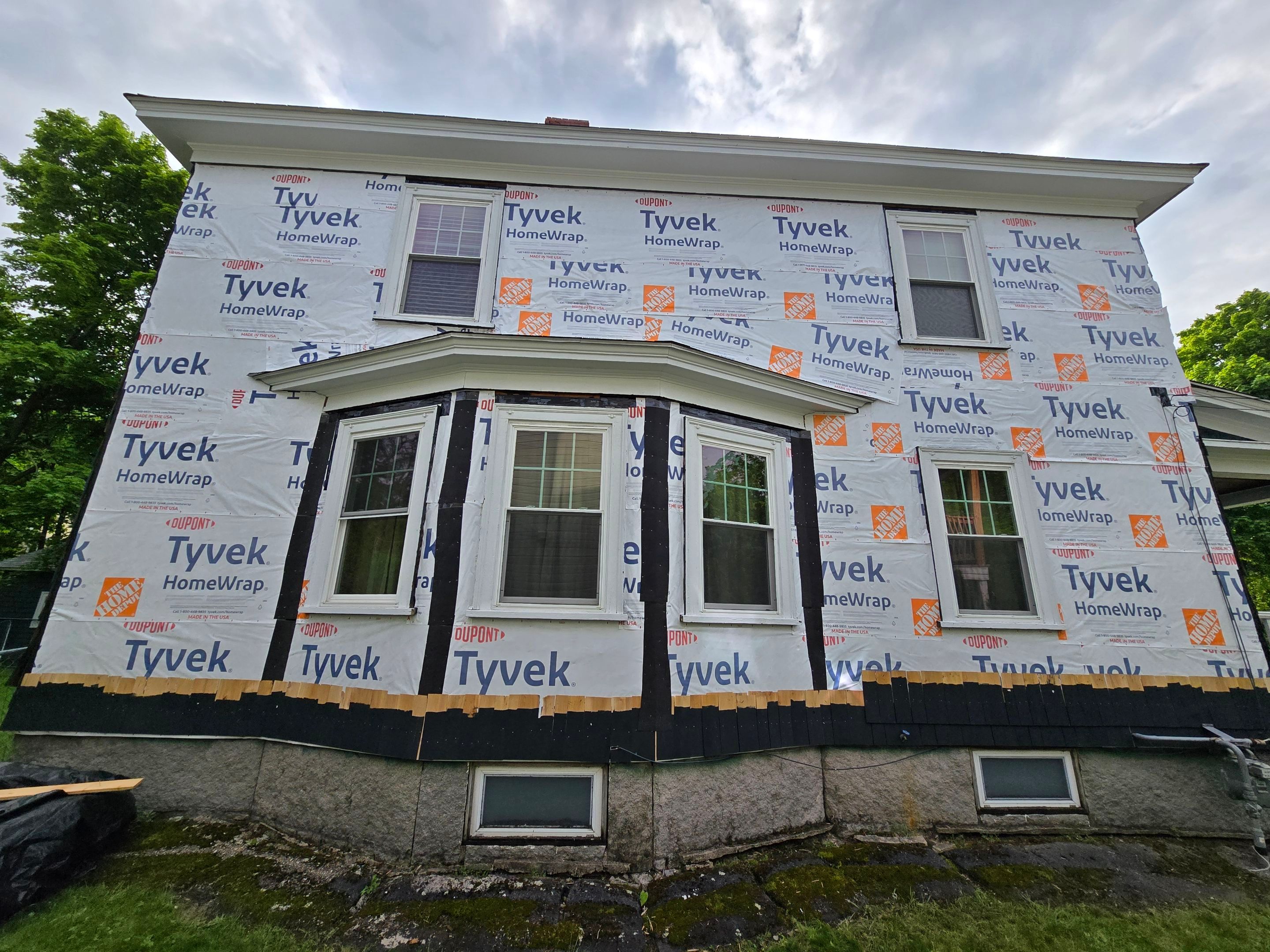 Siding replacement using cedar shakes by Freedom Handyman Services