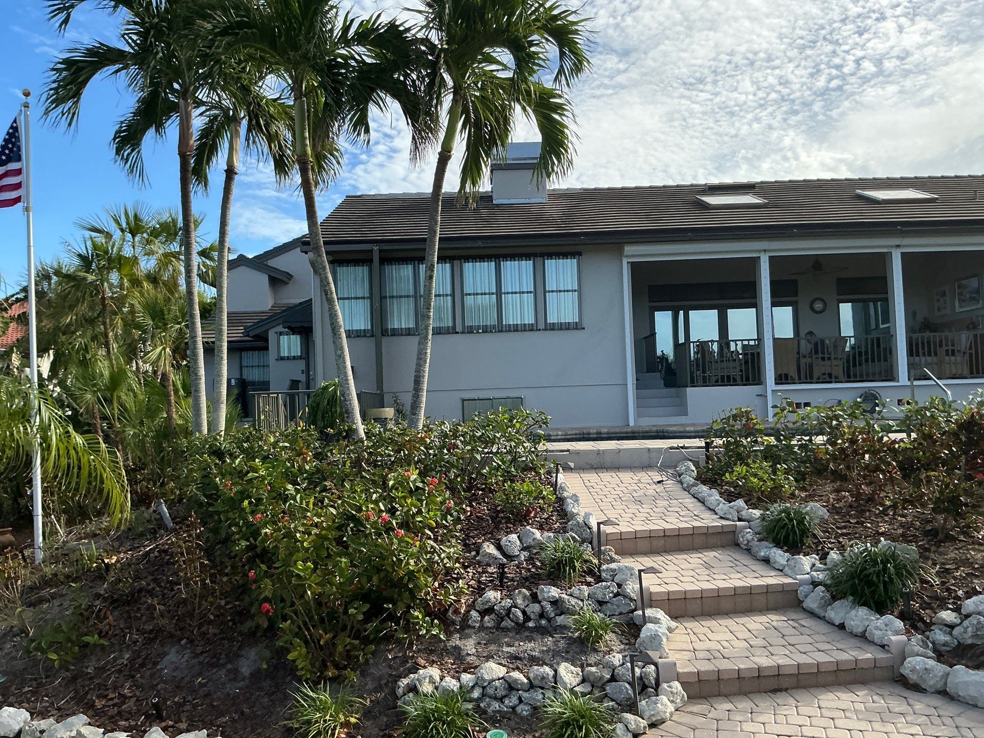 7-Inch K-Style Seamless Gutters in Longboat Key FL by Gutter Professors