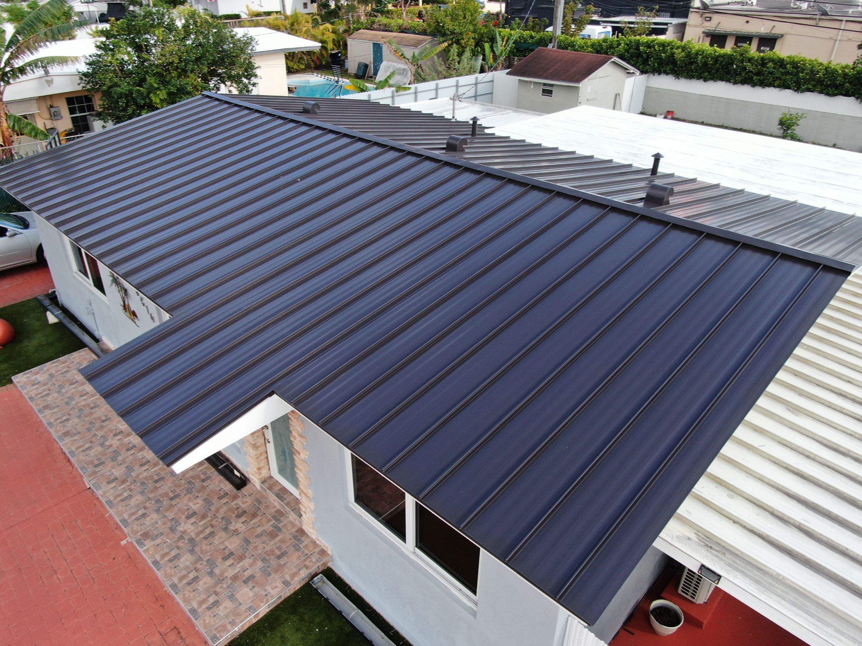 Metal Roof - Galvalume - Dark Bronze by Istueta Roofing