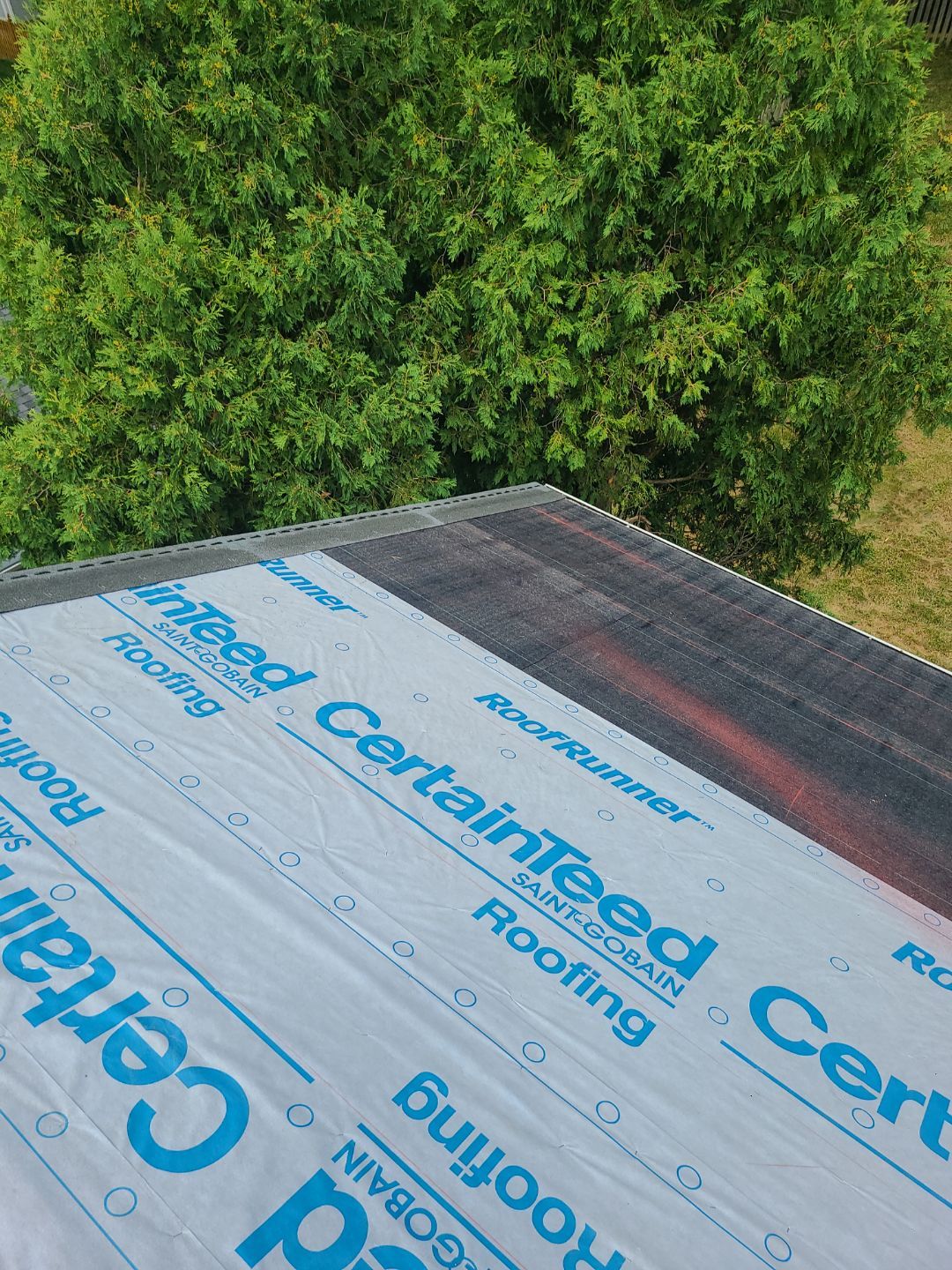 Falls Church: CertainTeed Landmark Pro Designer Shingles in Max Def Pewterwood by RM Banning, Inc.