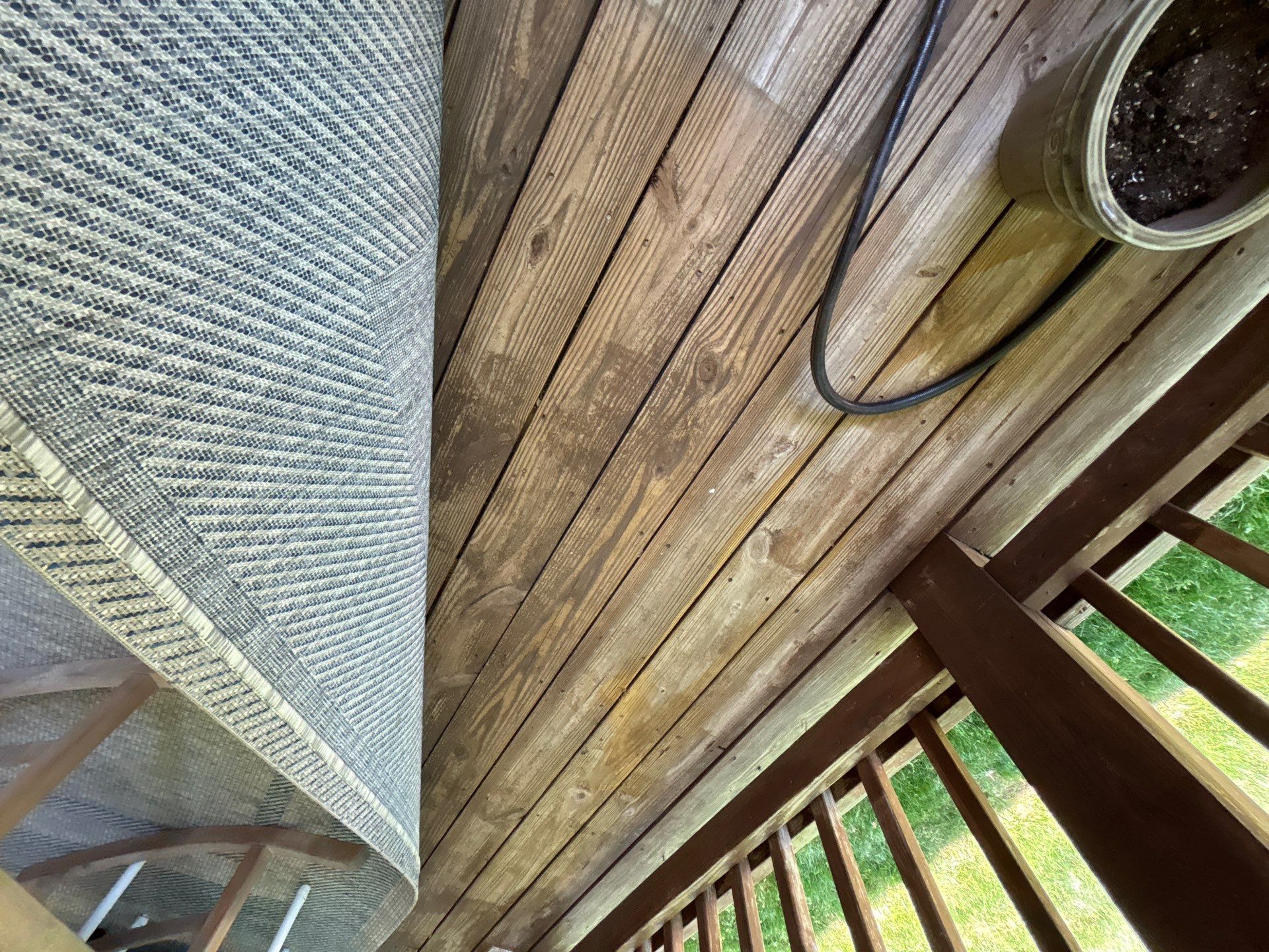 Wood Deck using Wood Sealant by DuraSeal