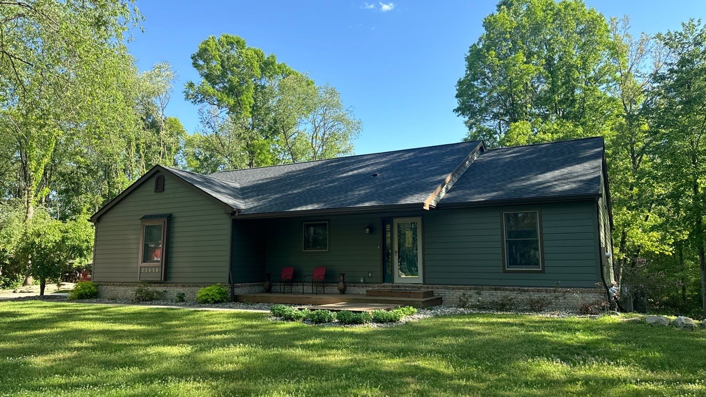 Siding Replacement using Alside S7 Cedar Mill Grain Composite by 180 Contractors