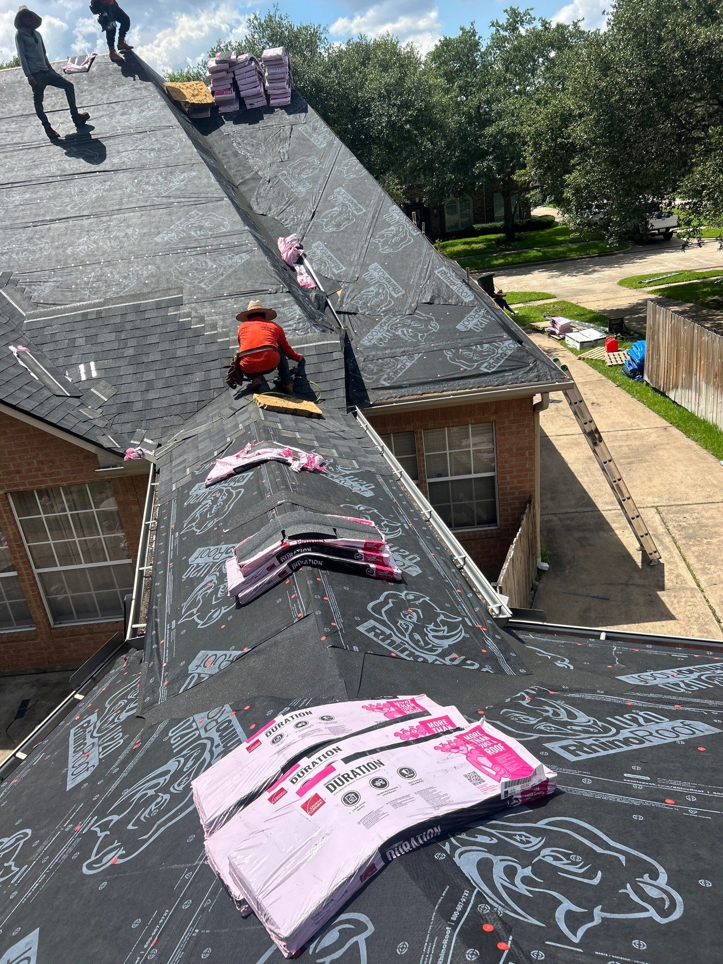 Residential Roofing Installation using Owen's Corning Duration (Lifetime) Shingles by Roof Repair Company