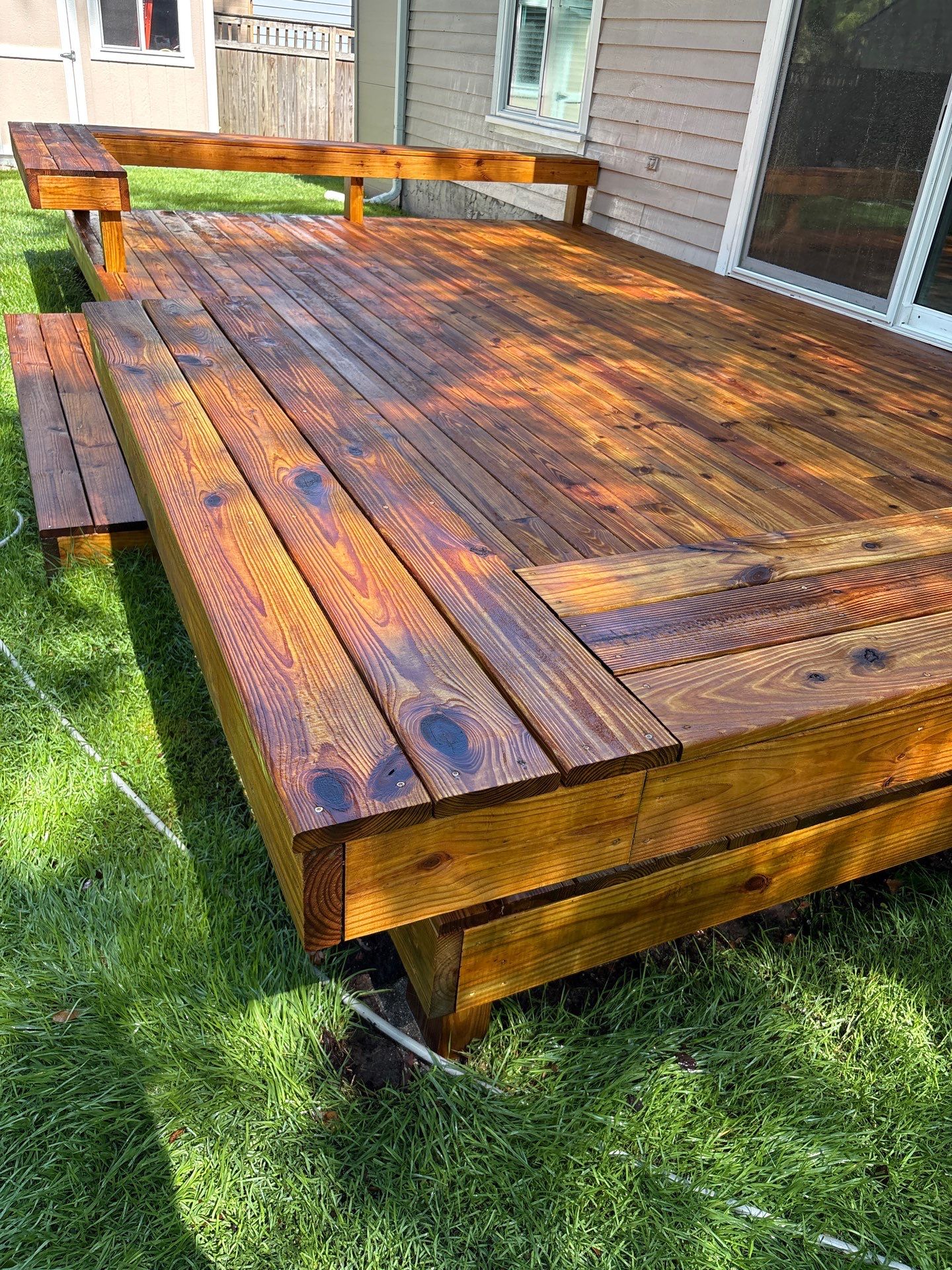 Wood Deck using Wood Sealant by DuraSeal