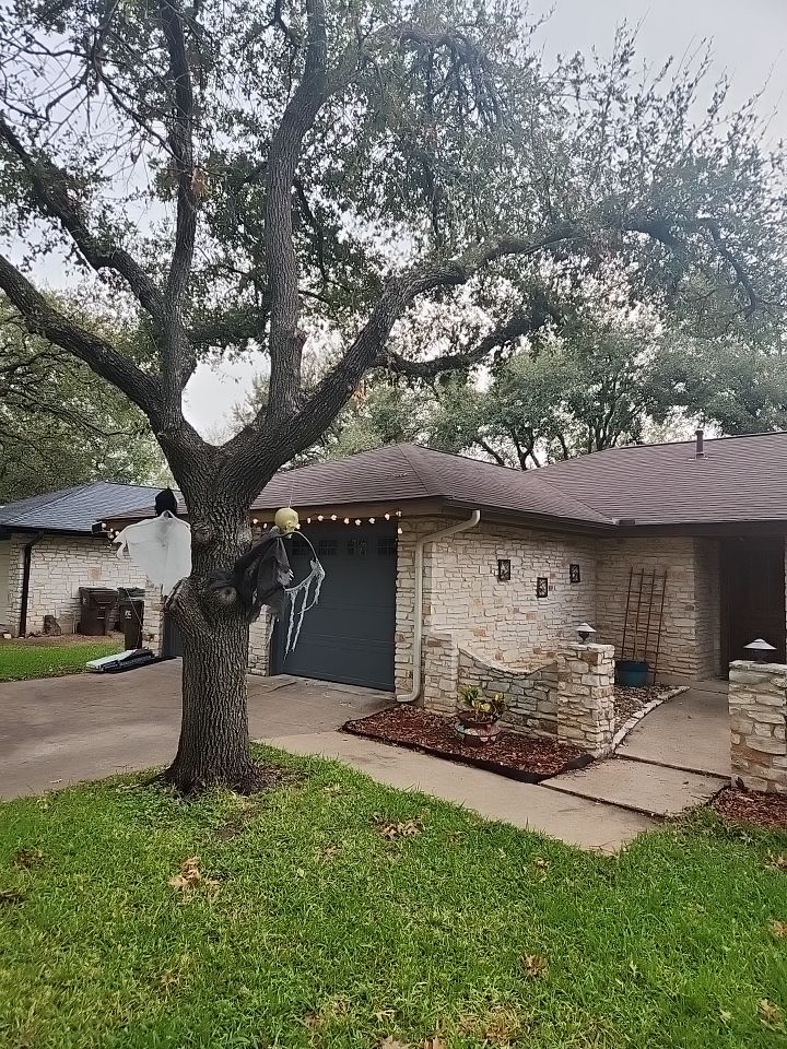 Antique Brown - Malarkey Highlander by RoofsOnly.com