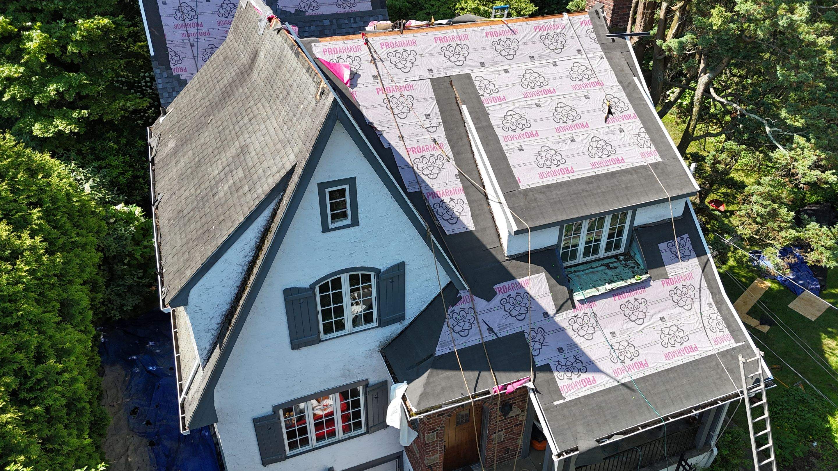 Project in Hastings-on-Hudson by The Energy Efficient Roofer & George's Seamless Gutters