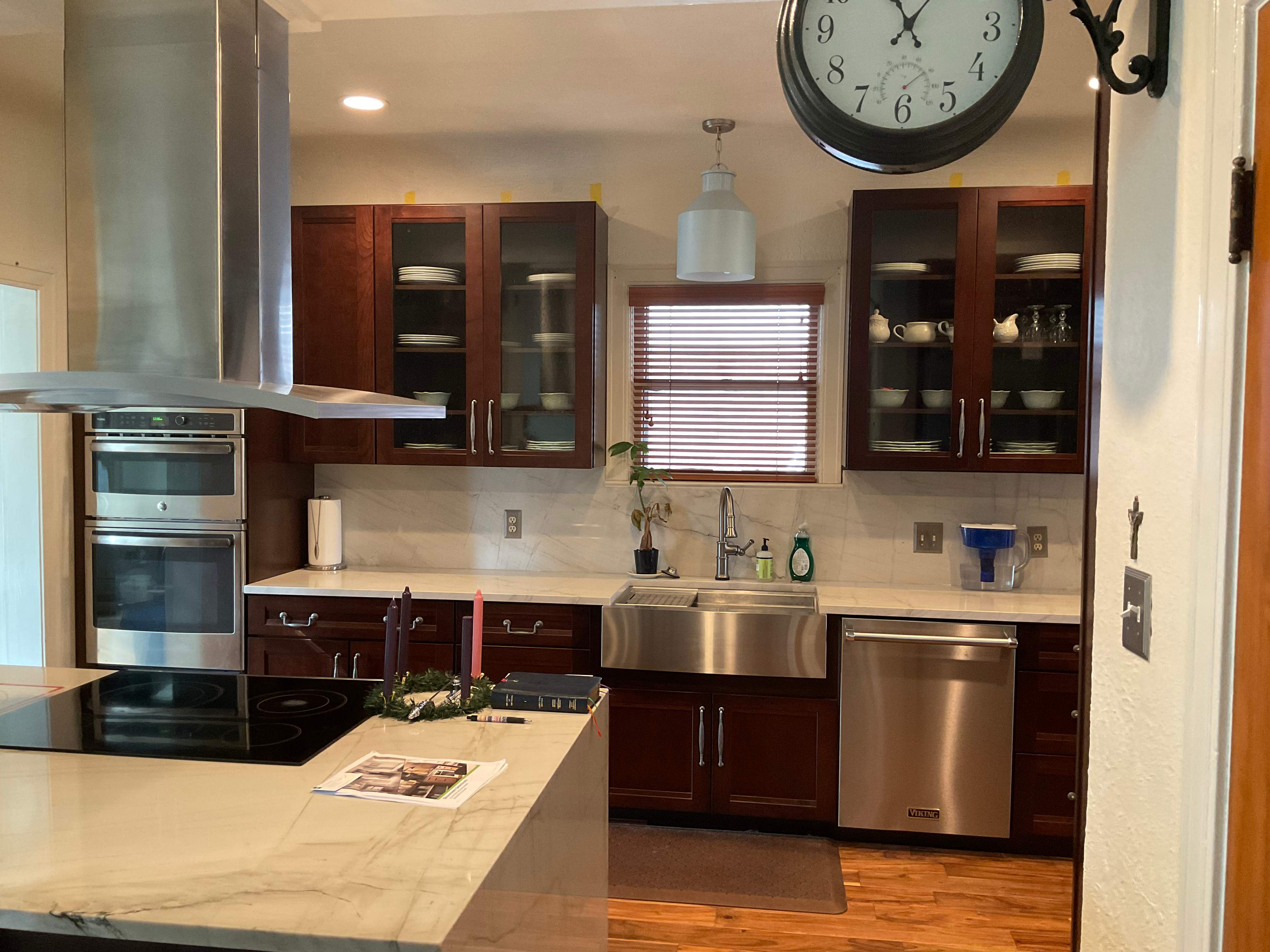 San Antonio Kitchen and Bathroom Remodel Featuring Marble-Patterned Tiles by Mena stone surfaces