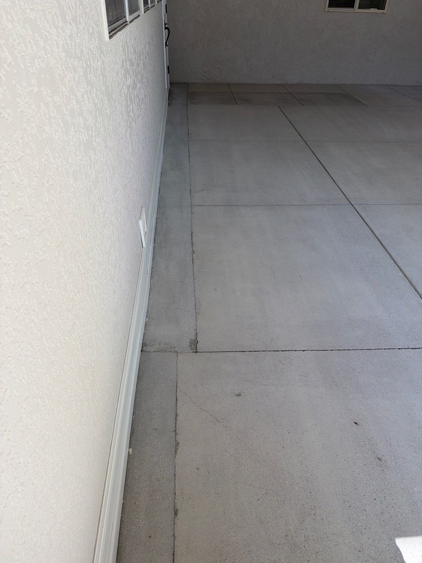 Paso Robles Polyurea Garage Floor Coating with Glacier Chips by MGP Coatings