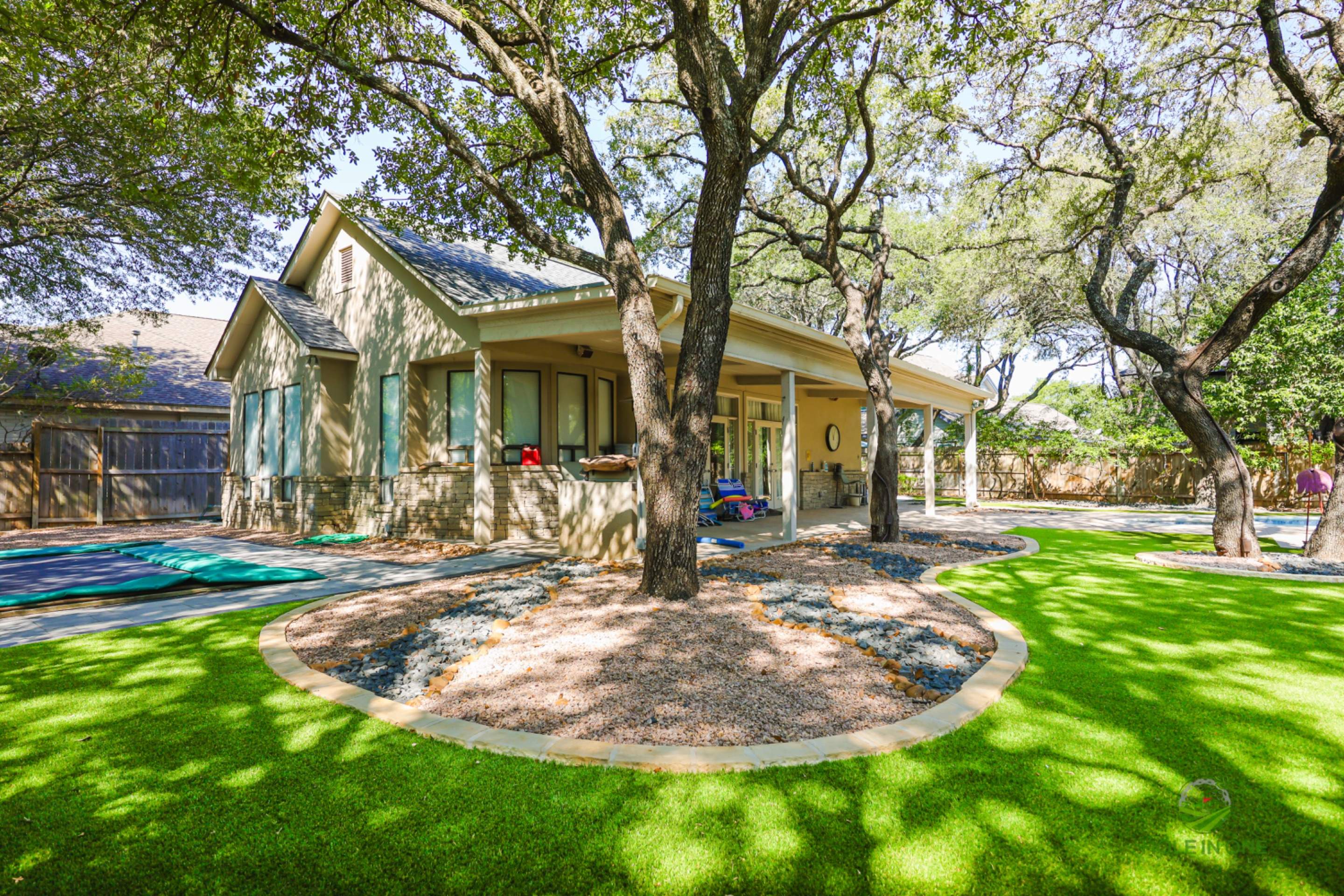 Chase Oak, San Antonio Tx. by Hole In One Lawns, LLC