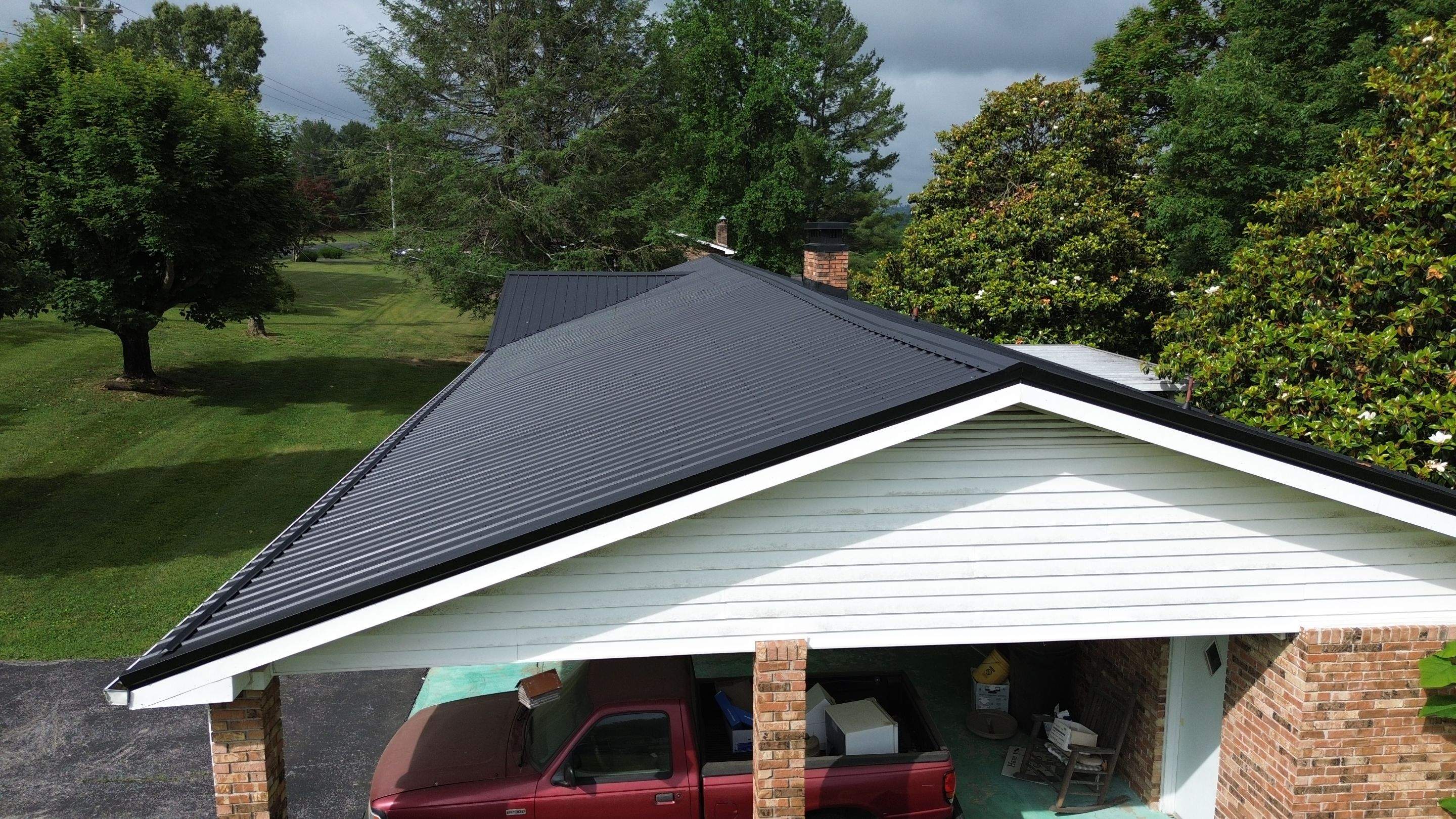 Malone Residence by Omnia Roofing