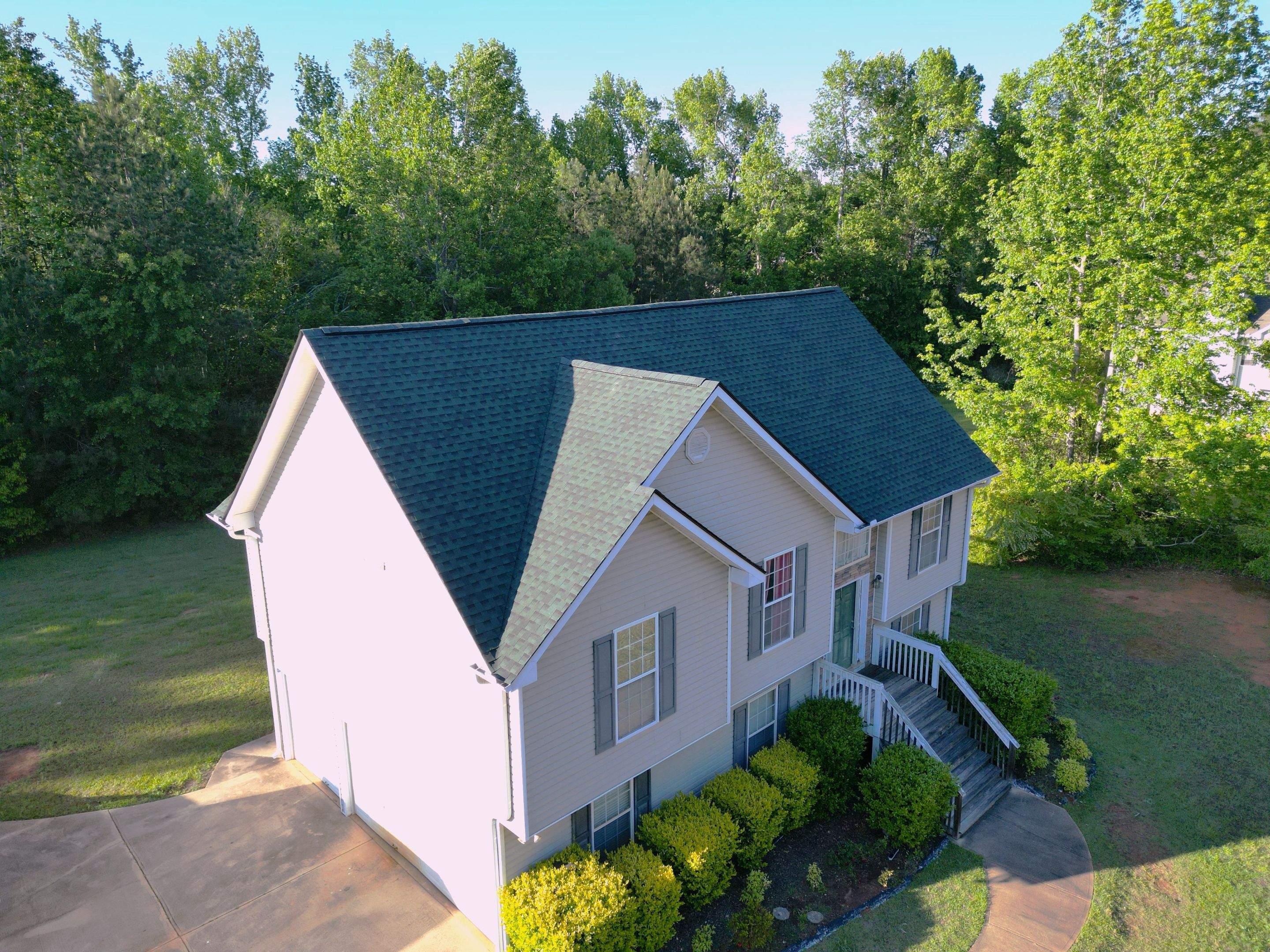 Roof Replacement by Deerfield Roofing LLC