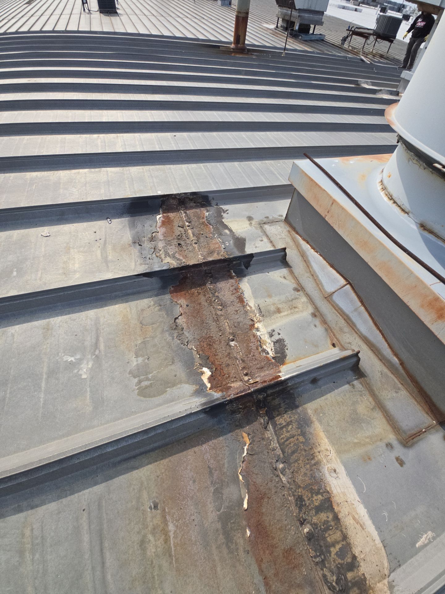 Commercial Metal and Flat Roof Repairs in Mason, Ohio by Level Up Roofing and Restoration Services LLC
