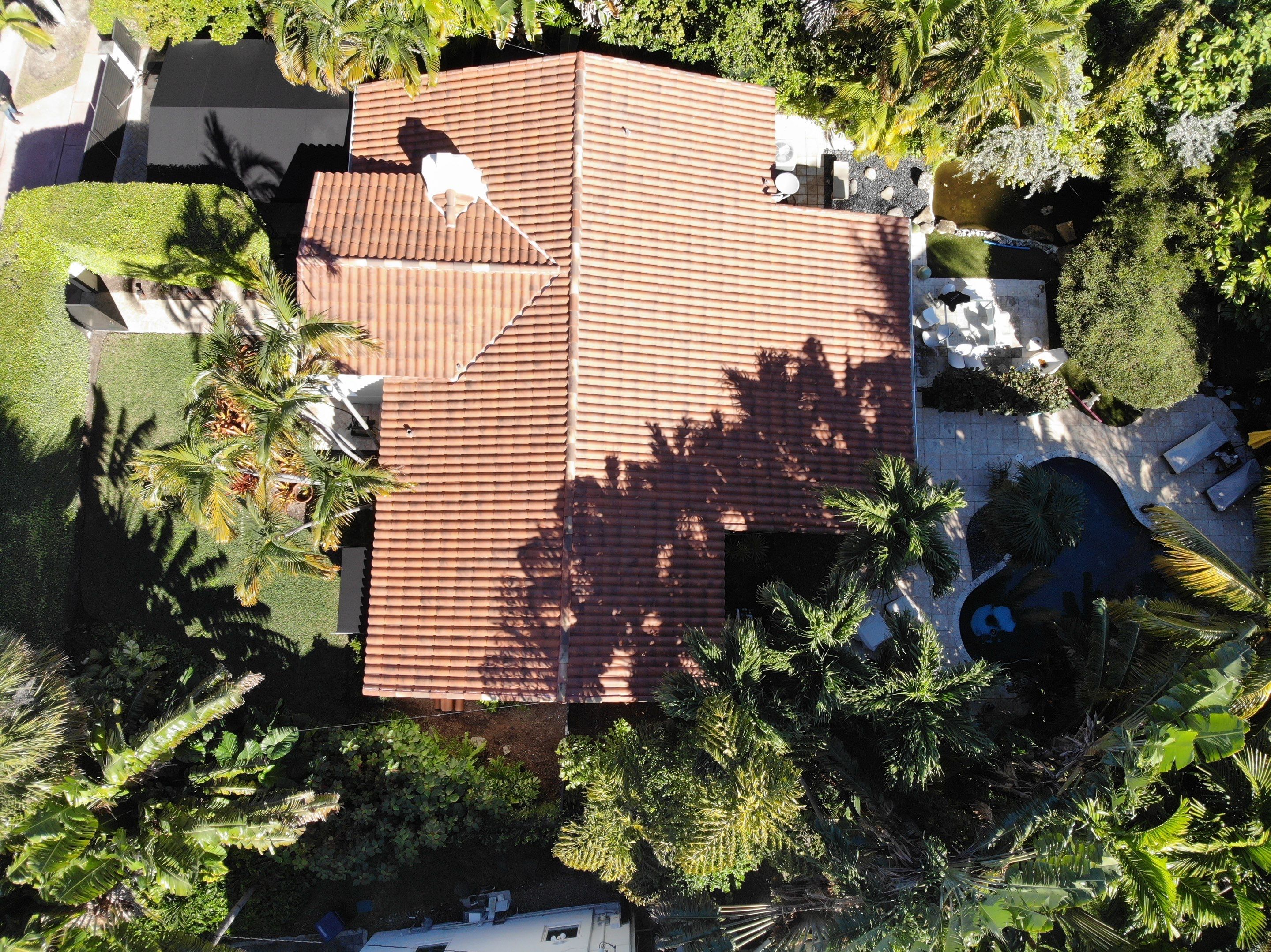 Verea - Spanish S - Añeja Color by Istueta Roofing