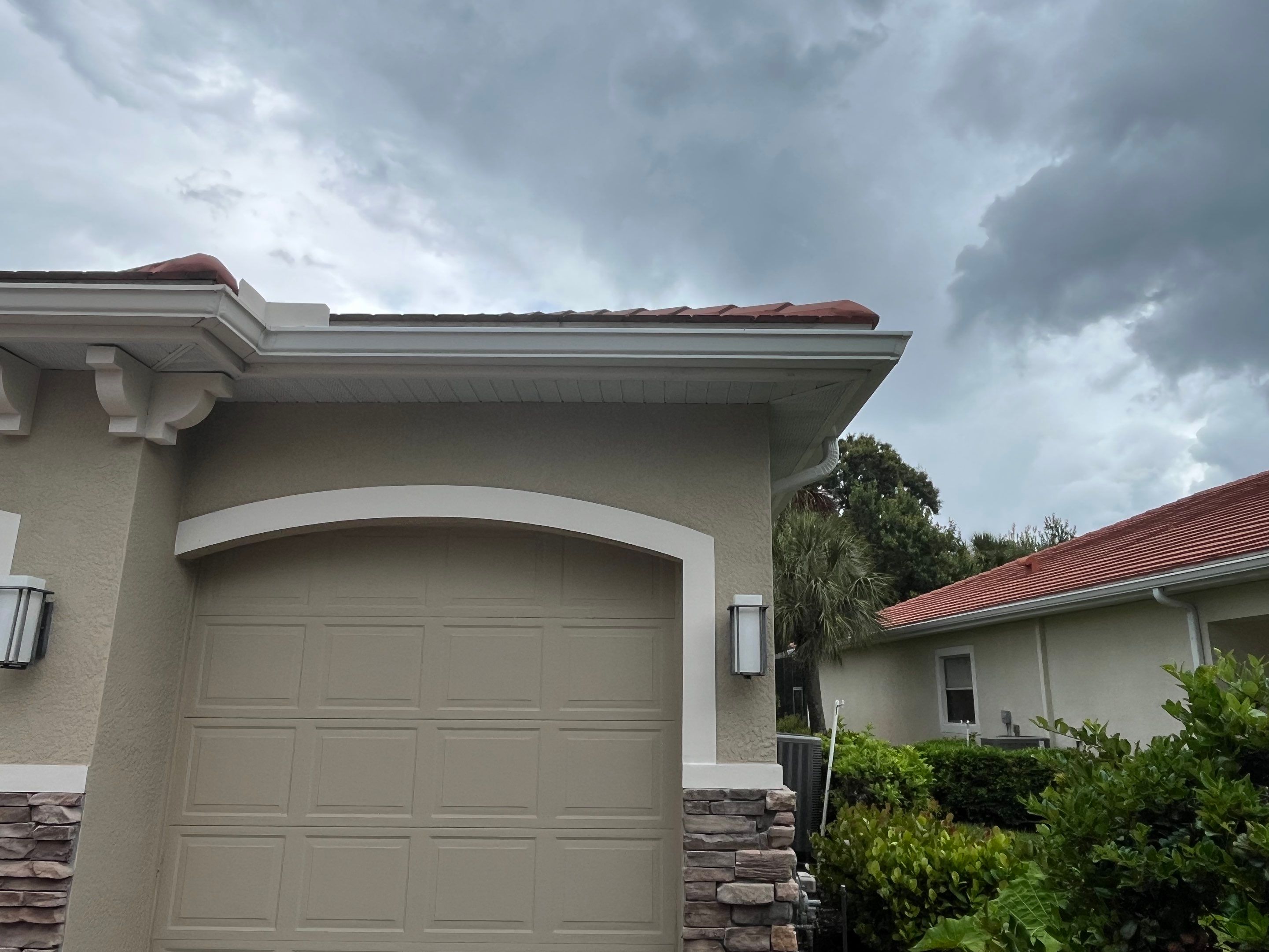 Seamless Gutters in Fort Myers FL by Gutter Professors