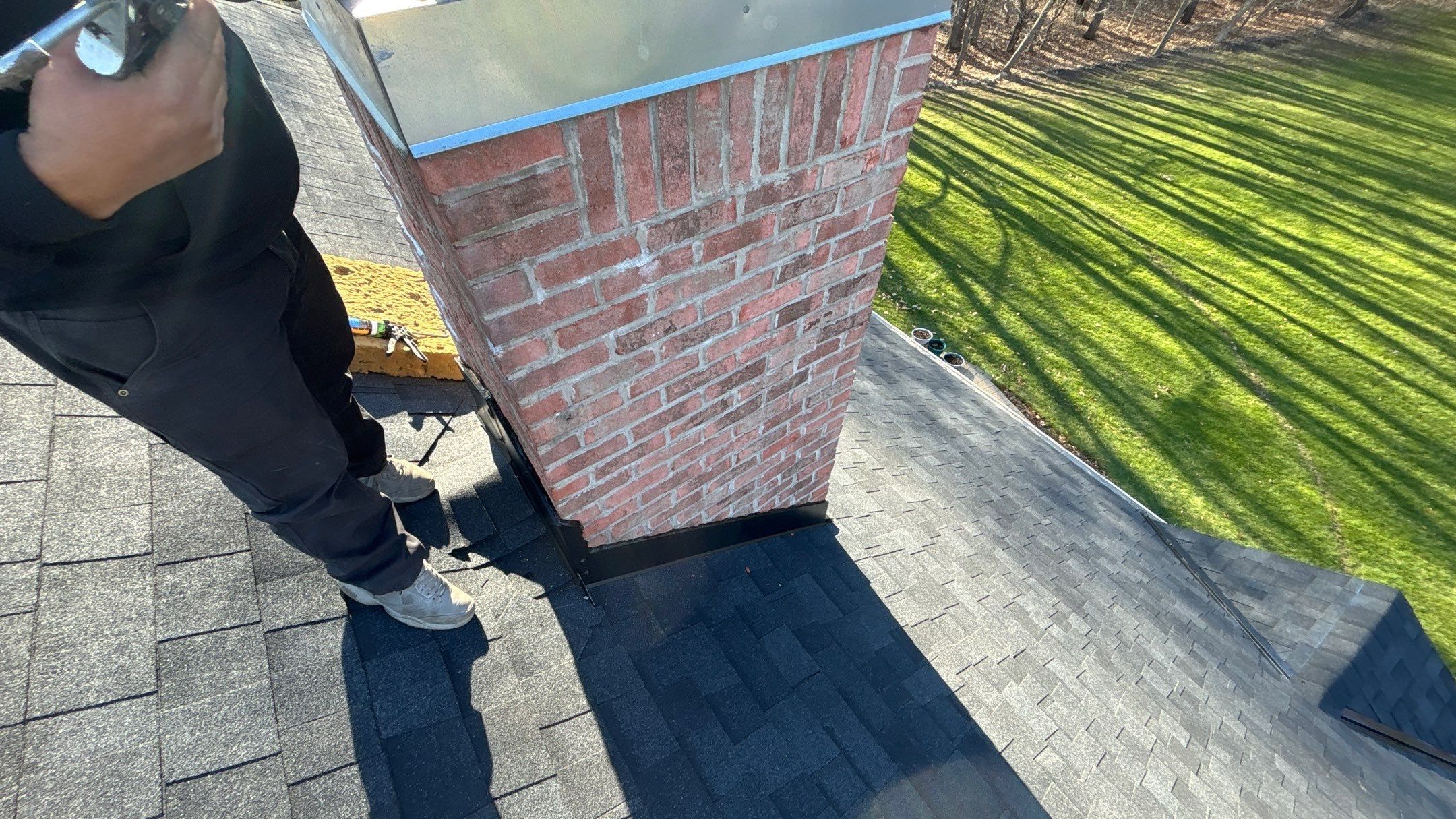 Roof Replacement using Owens Corning Onyx Black by 180 Contractors