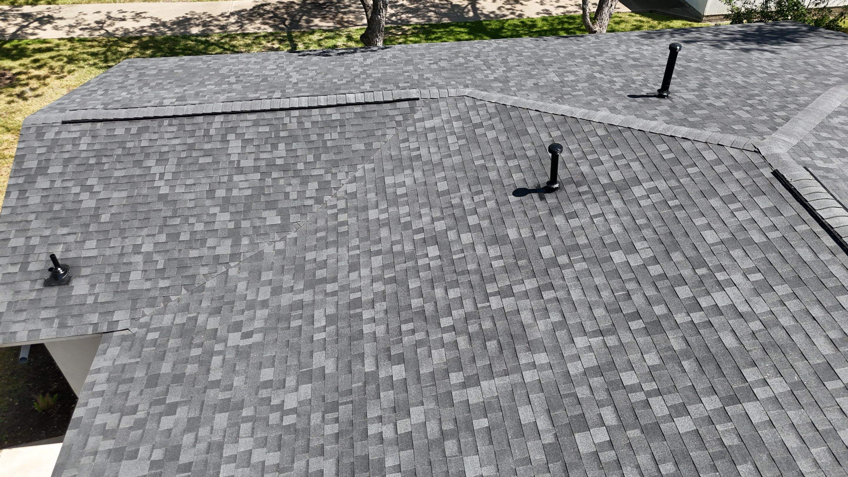 Onyx Black - Owens Corning TruDefinition Duration  by RoofsOnly.com