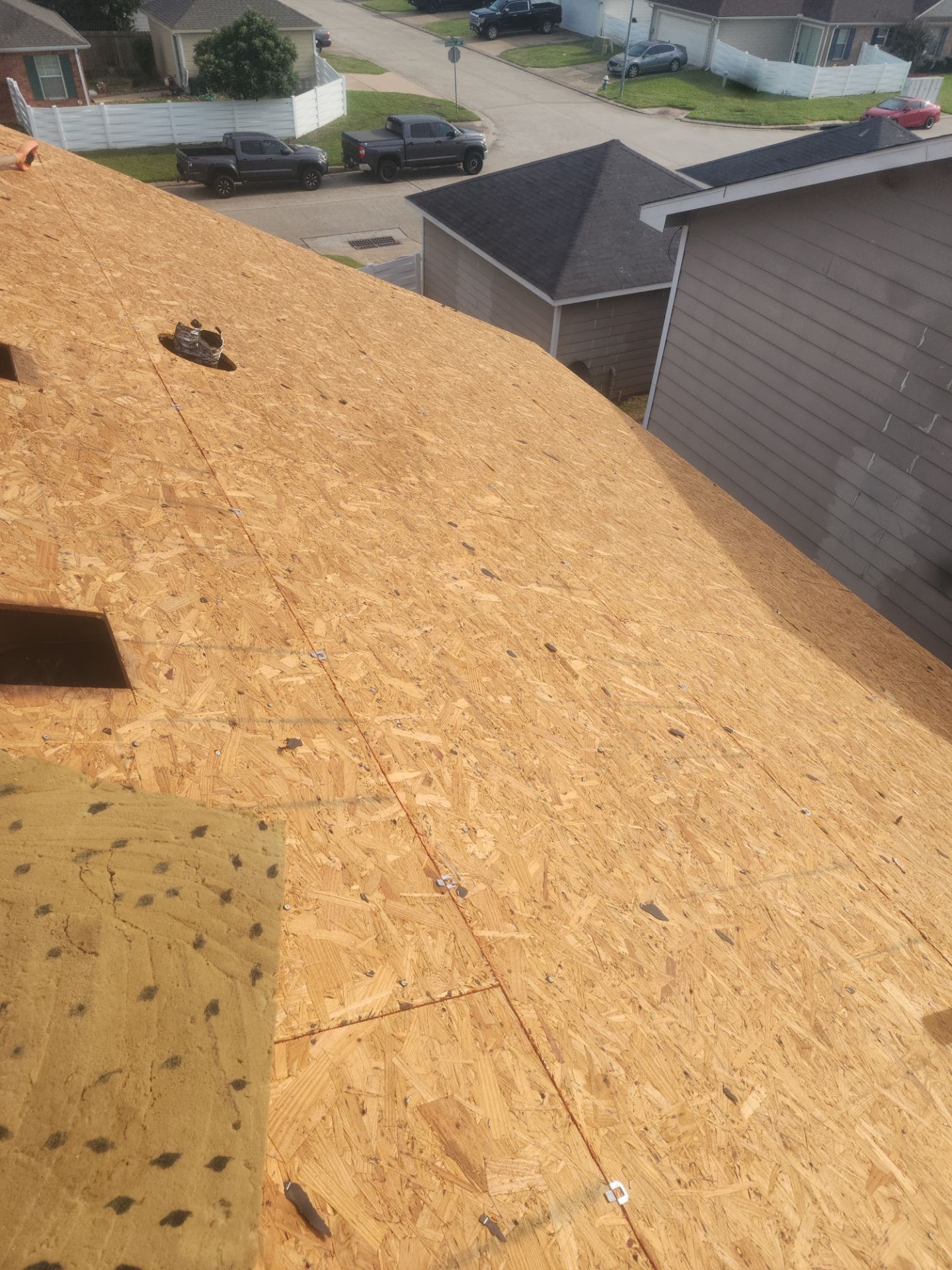 Residential Roofing Installation using Owen's Corning Duration (Lifetime) Shingles by Roof Repair Company