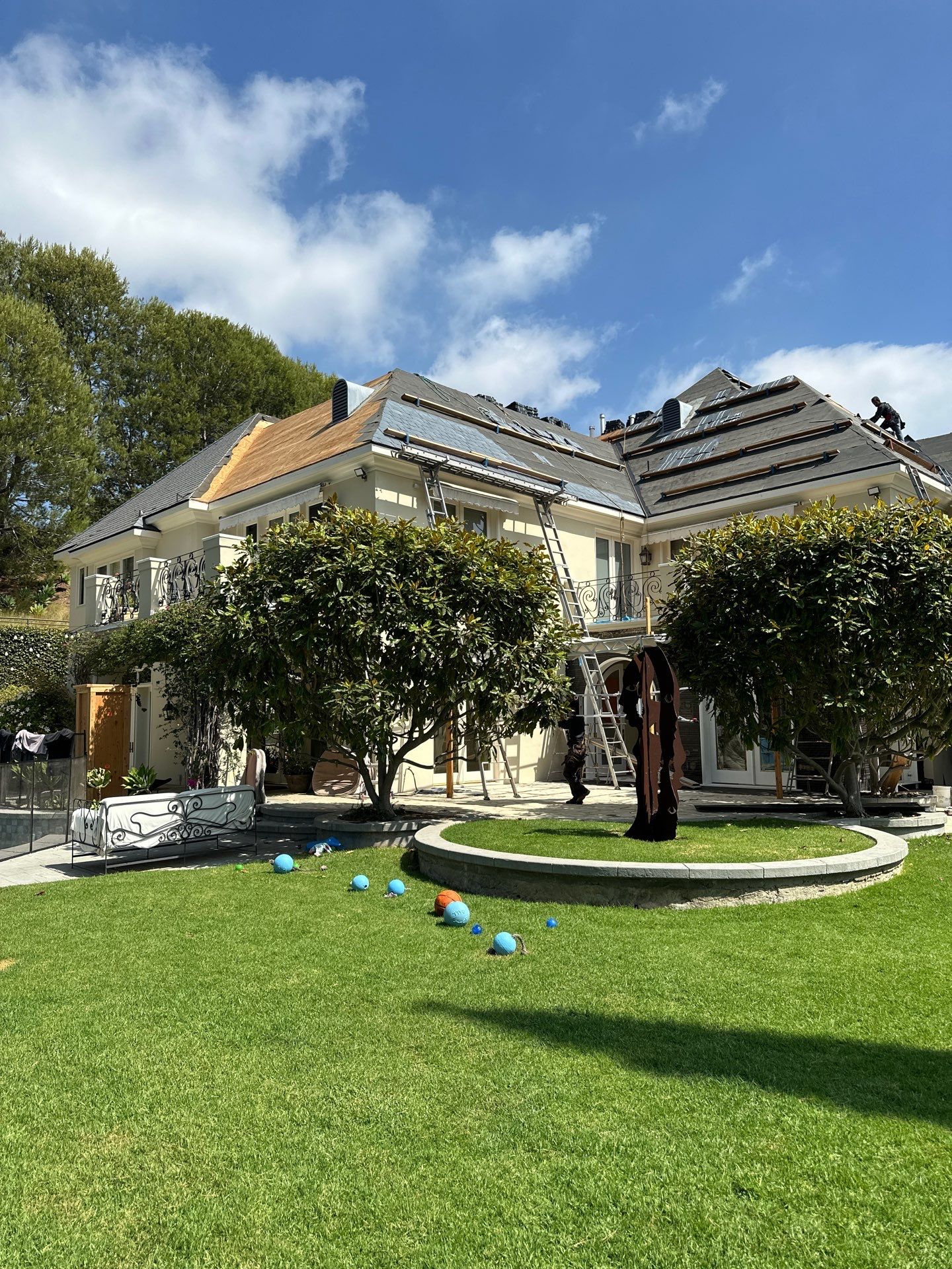 Stunning Los Angeles Mansion by Hull Brothers Roofing