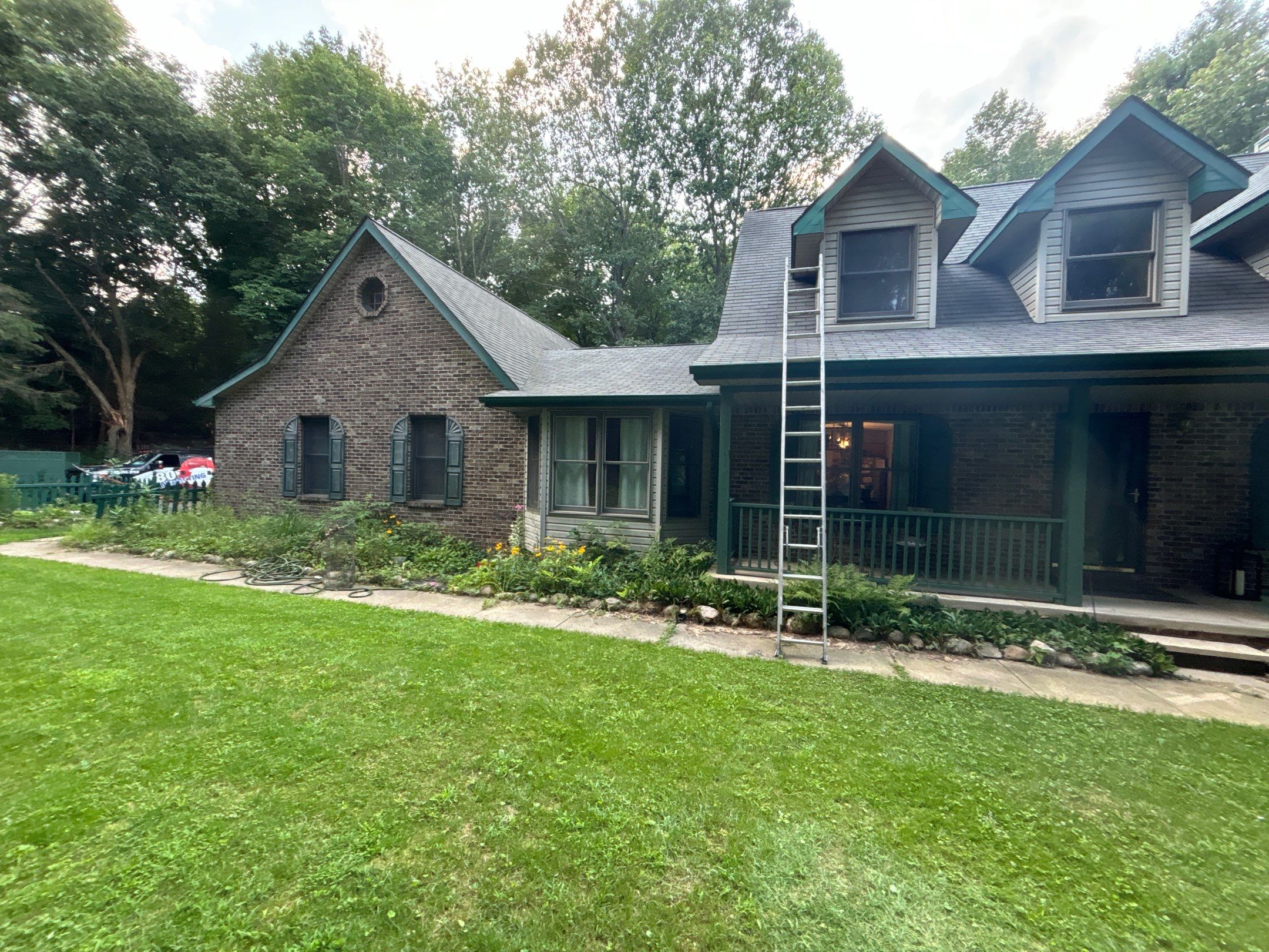 Roof Replacement using Owens Corning Duration by 180 Contractors
