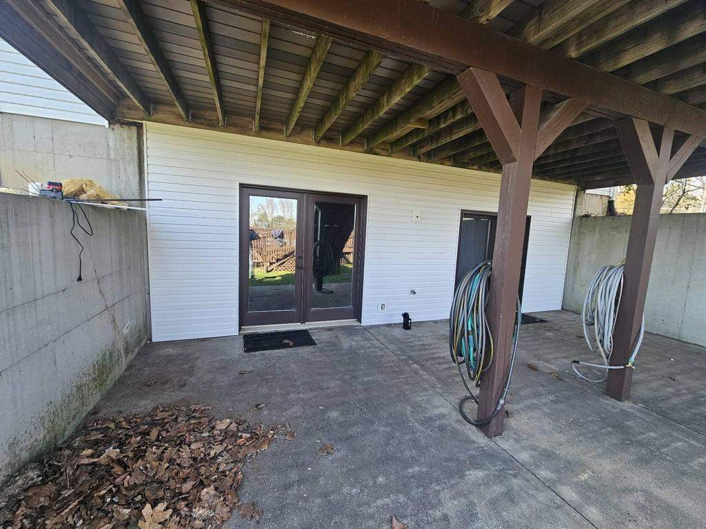 Exterior Installation using CertainTeed MainStreet Vinyl Siding by Koontz Construction