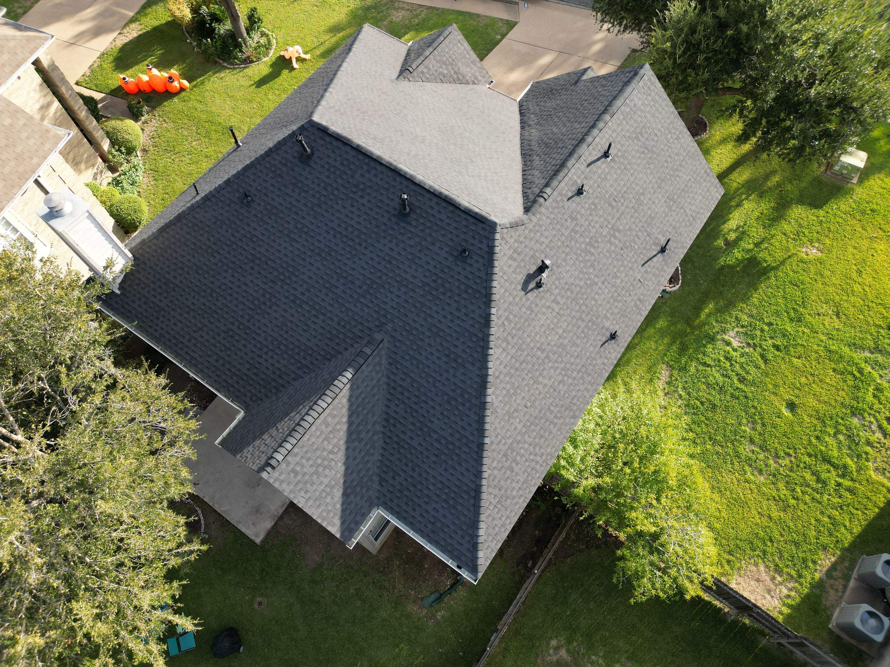 Charcoal - GAF Timberline HDZ by RoofsOnly.com