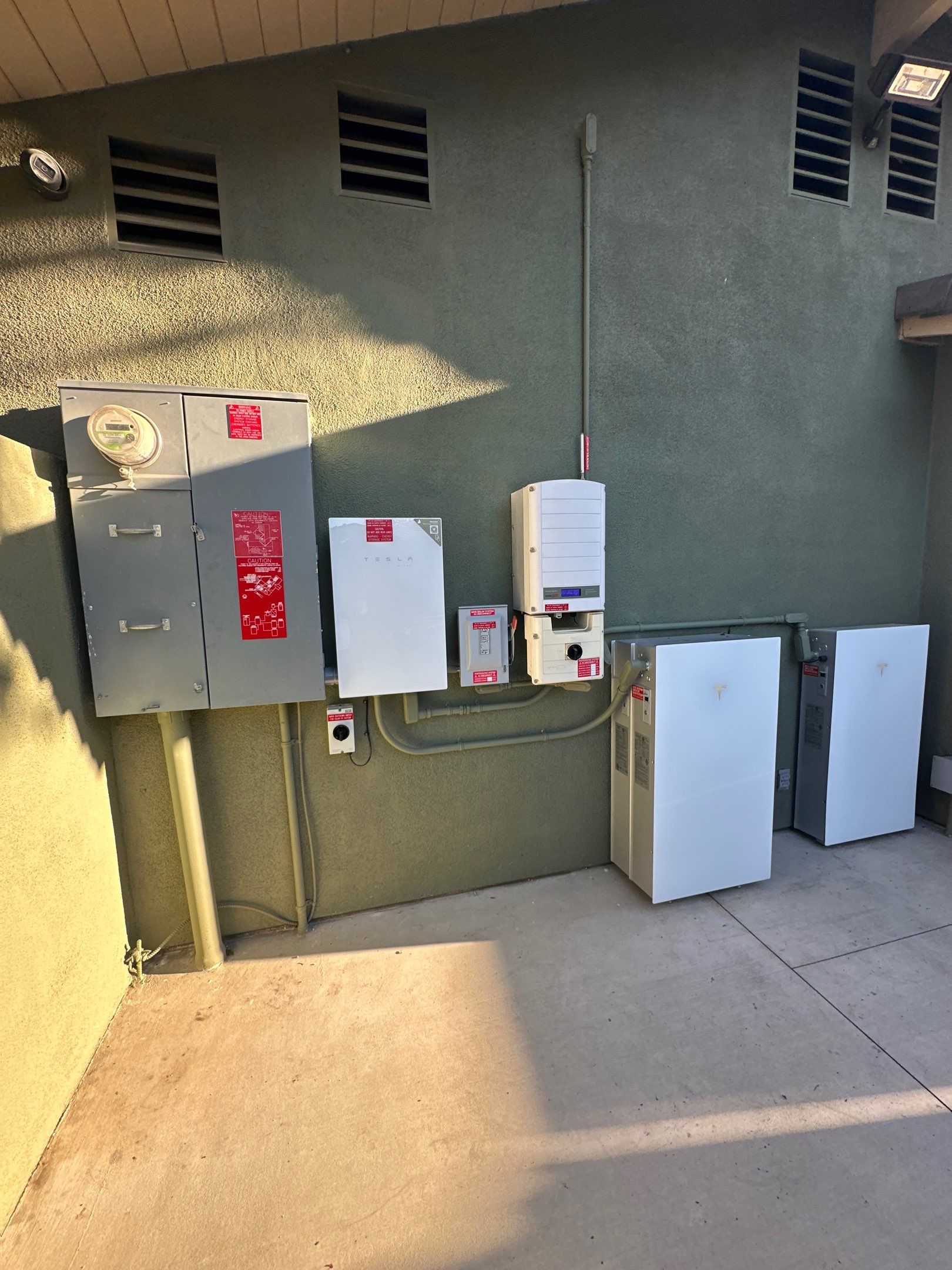 Battery Installation Featuring Tesla Powerwall 3 in Santa Ana by AWS Solar