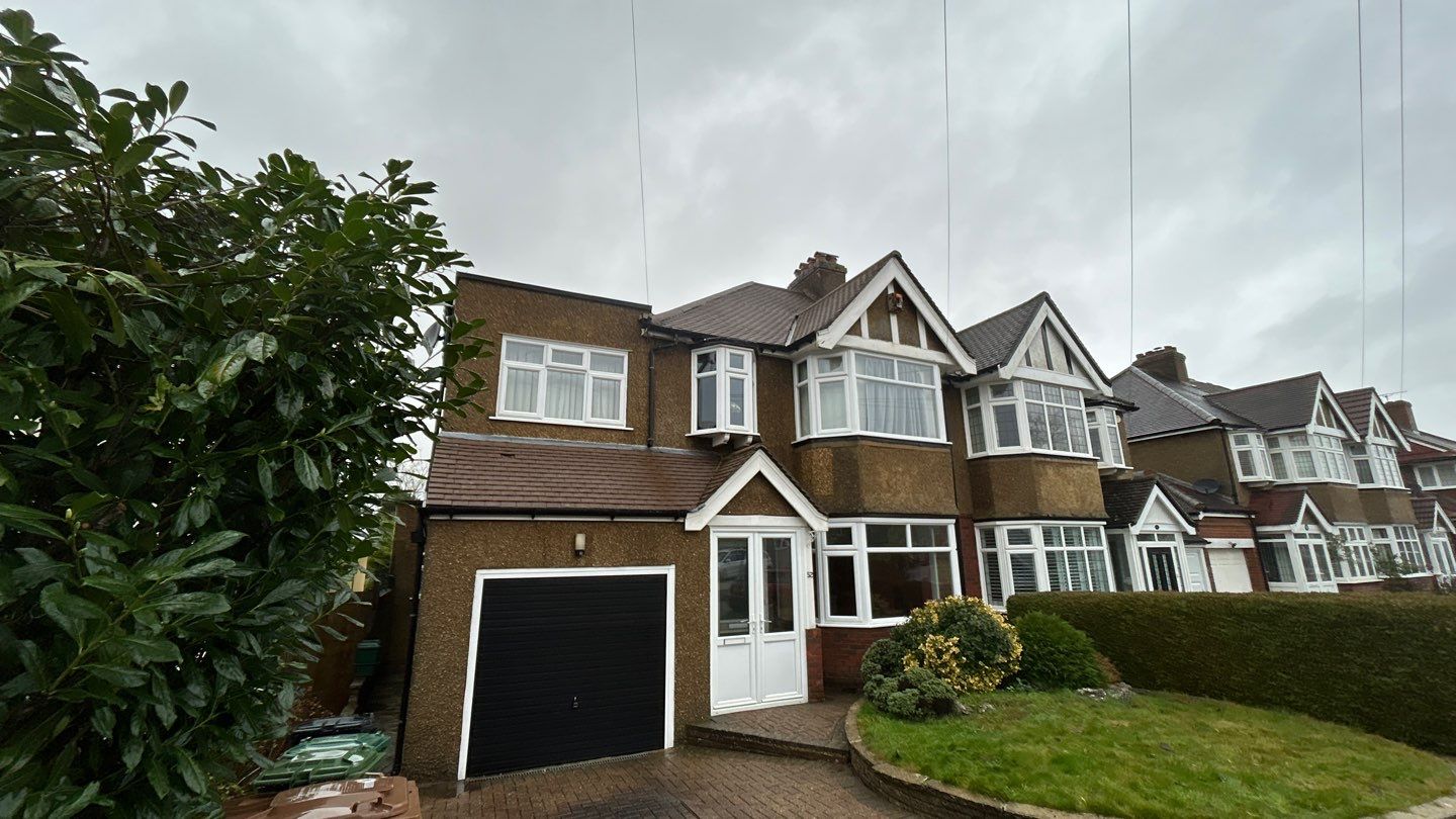 Rood Cleaning Epsom by Ges Exterior Cleaning ltd