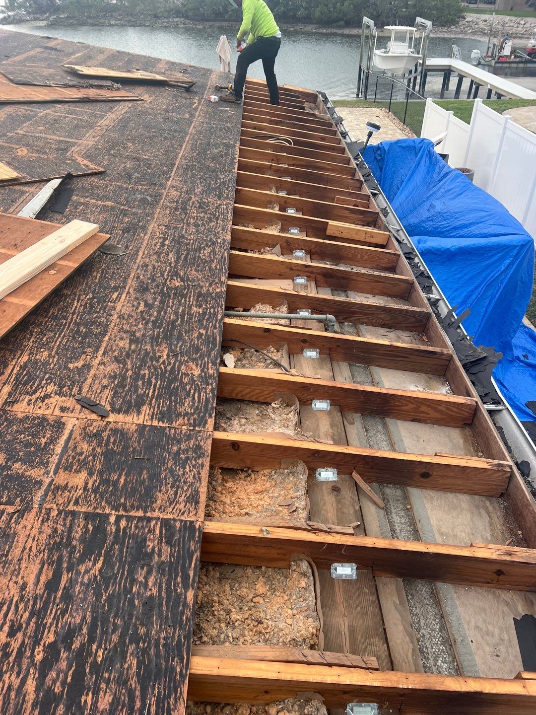 Project in St. Petersburg 33705 by Mitchell Roofing Company LLC 