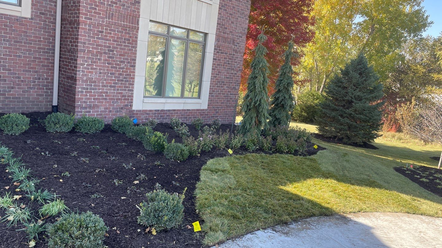 Landscape Bed Updates.  by New Horizon Landscapes