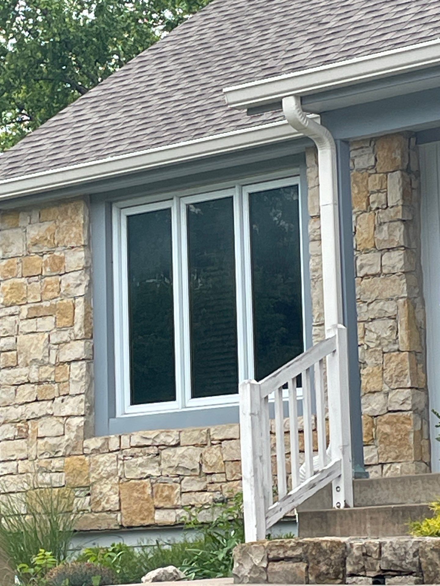 James Hardie siding in Overland park  by EEC  Windows, Siding & Roofing 