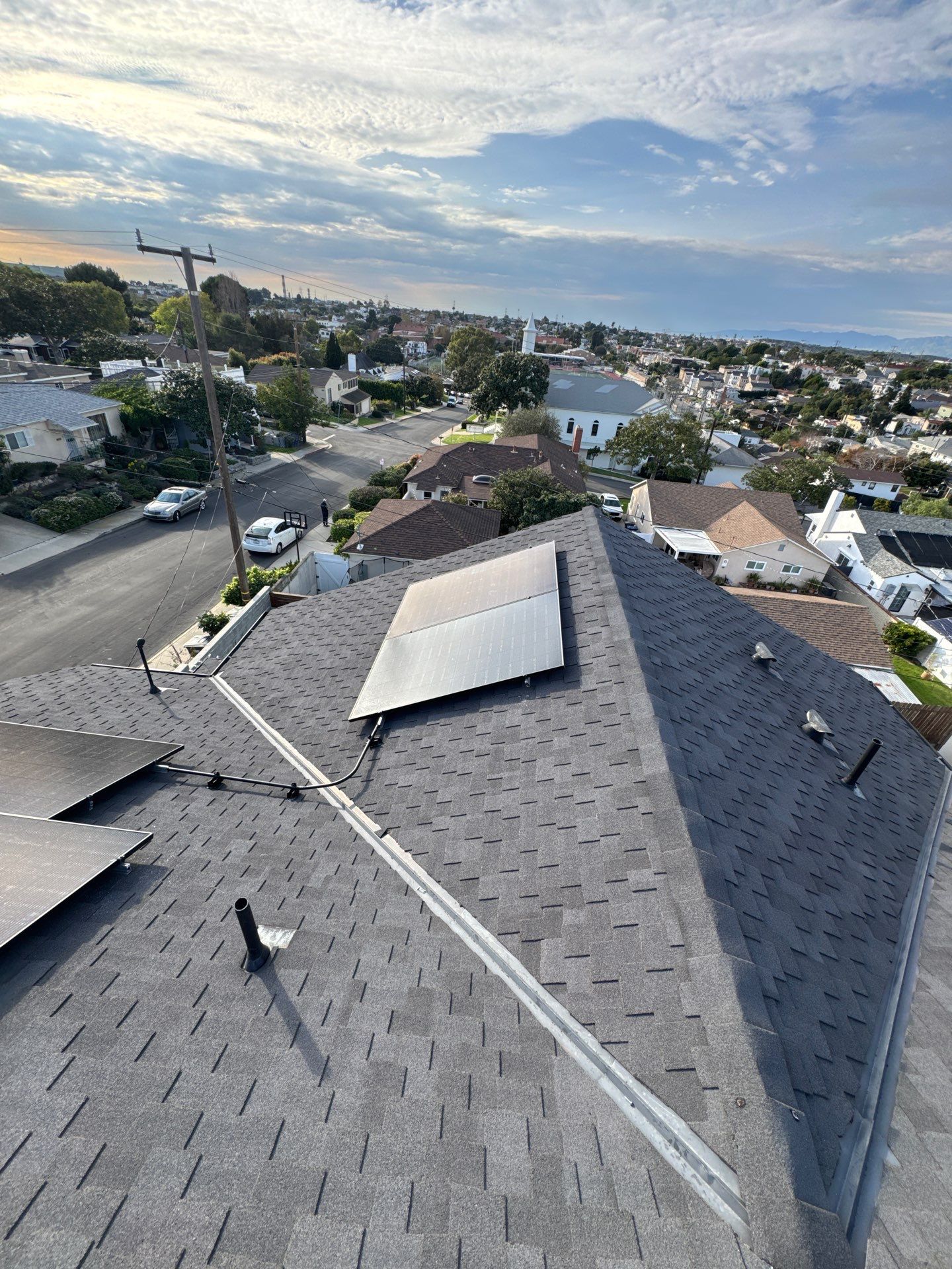 20-Panel Solar System and Tesla Powerwall 3 Installation in El Segundo by AWS Solar