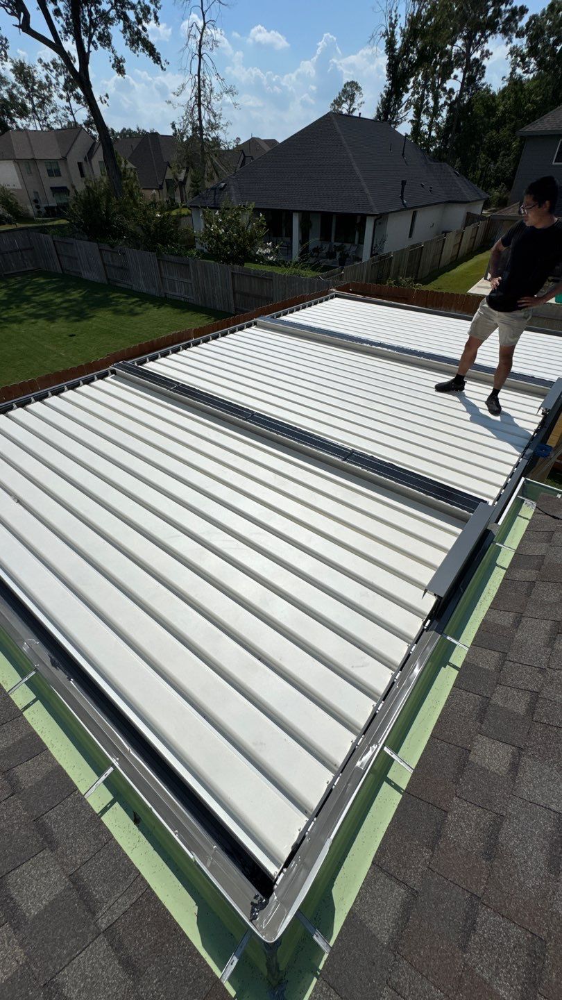 Mr & Mrs Smith  by Texas Urban Elements