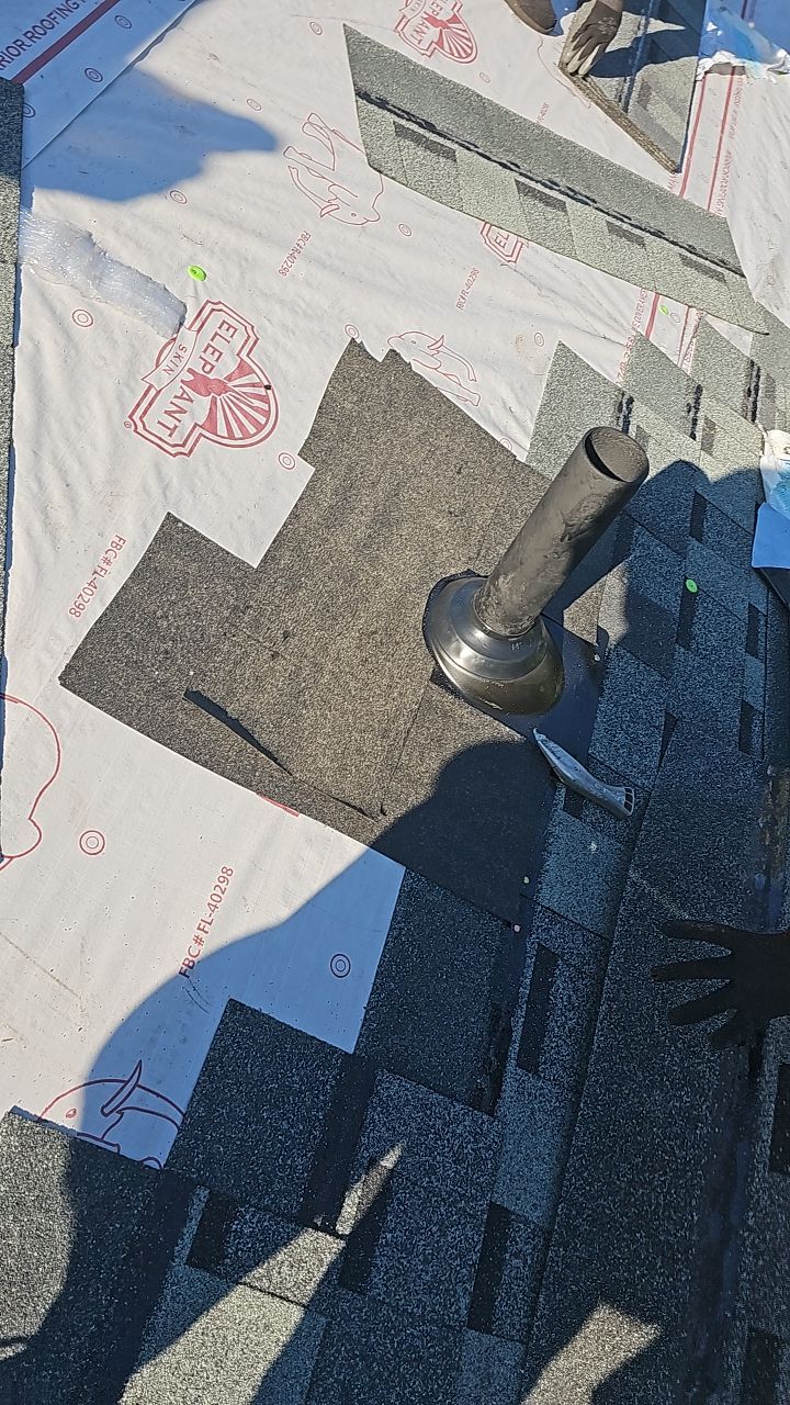 ATLAS PINNACLE COLOR: HEARTHSTONE by Eagle Eye Roofing