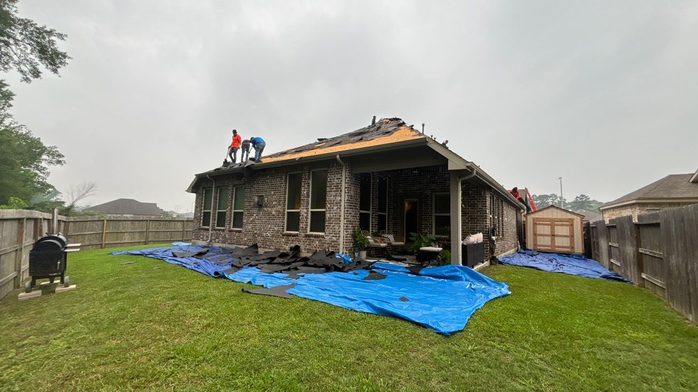 Residential Roofing Installation using Owen's Corning Duration (Lifetime) Shingles by Roof Repair Company