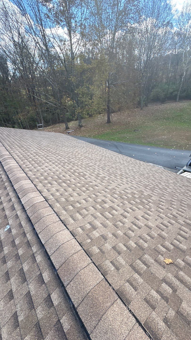 Garage Roof Installation using GAF Timberline HDZ Shakewood by Rainstoppers Roofing