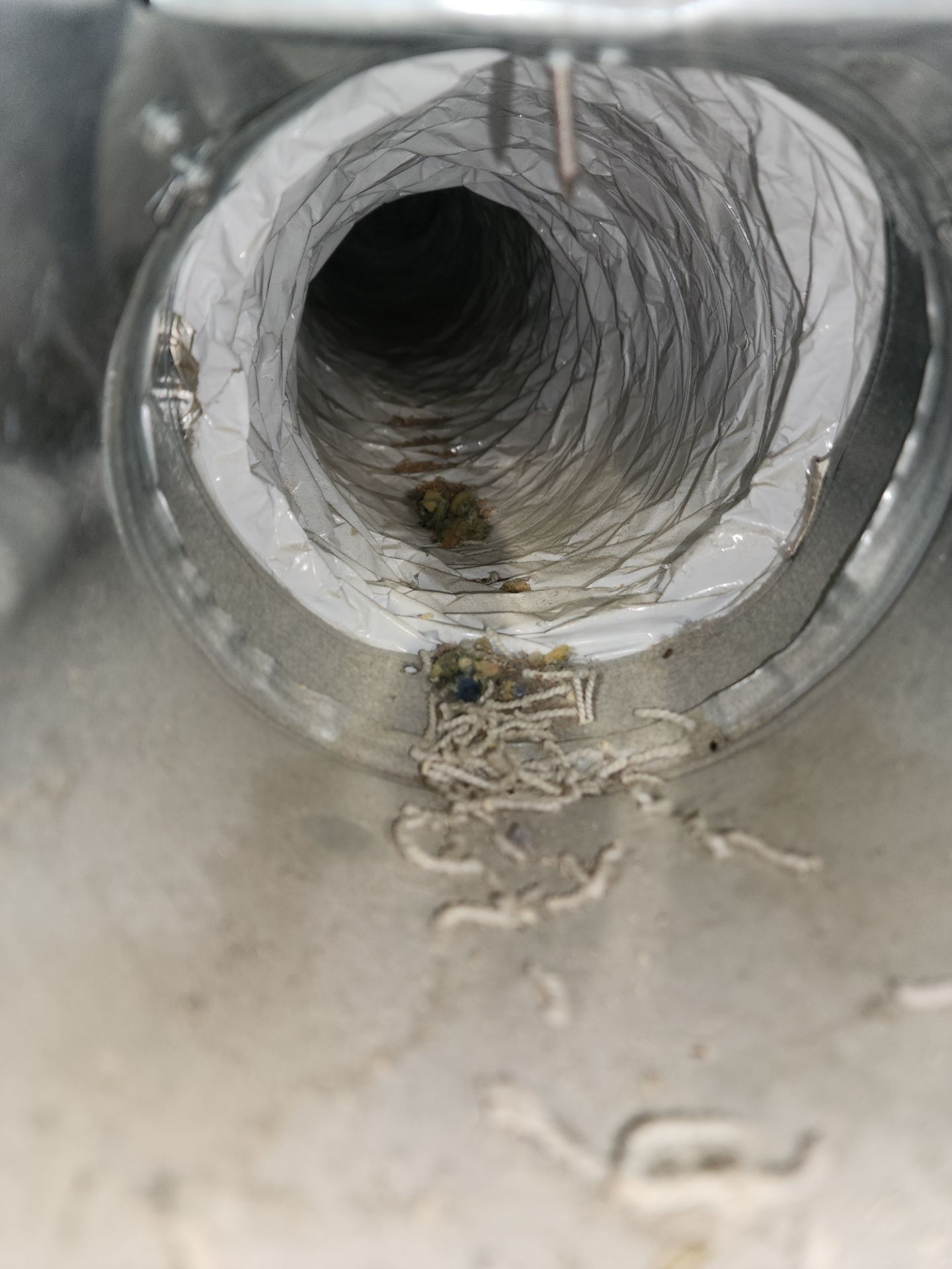 Duct Cleaning and Sanitization by Elemental Heating and air conditioning LLC